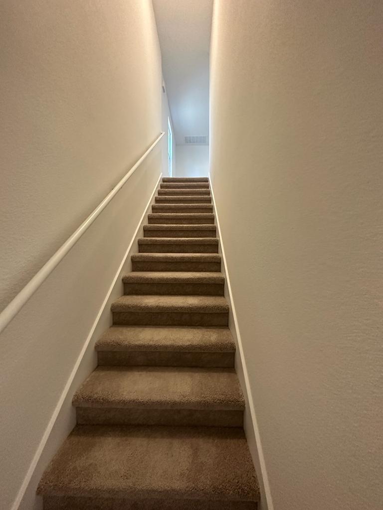 333 Amber Gln Property Photo 15