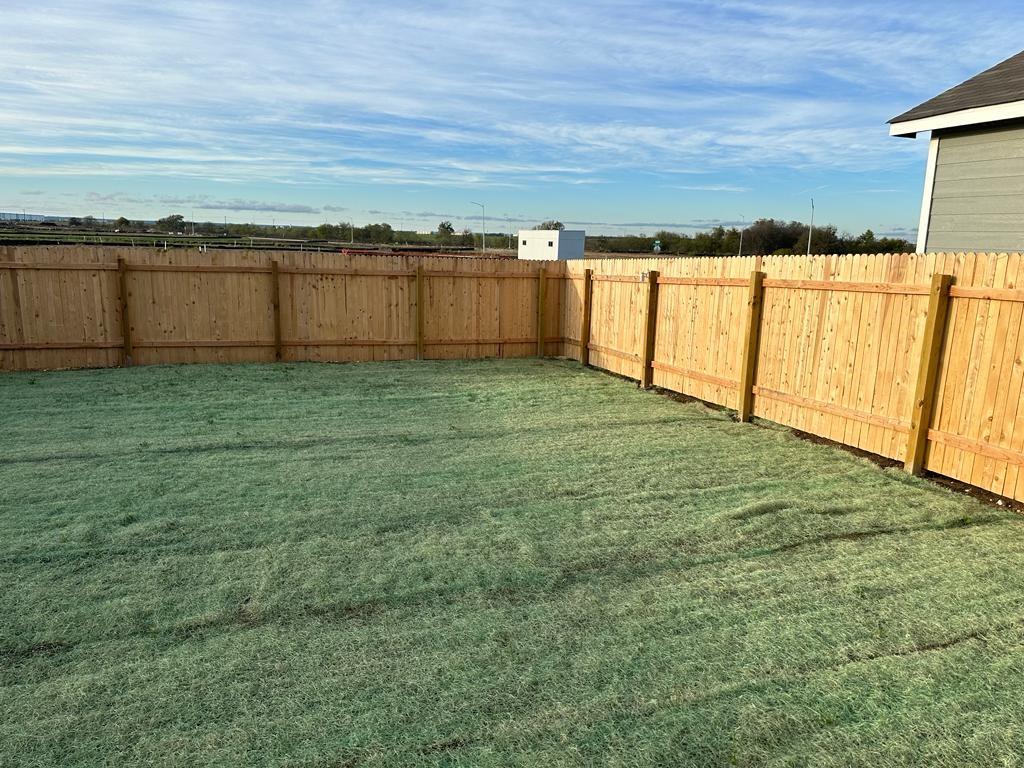 333 Amber Gln Property Photo 36