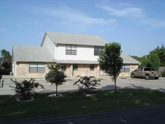 2600 Sumac Ln C Property Photo