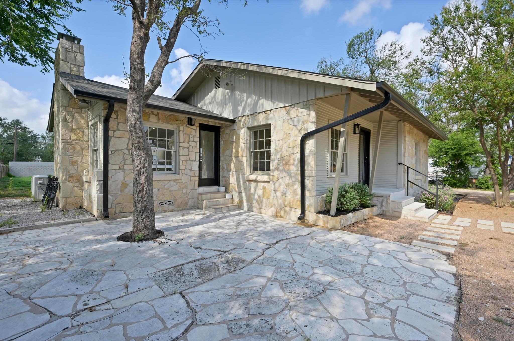 3501 Pecan Springs Rd Property Photo 6