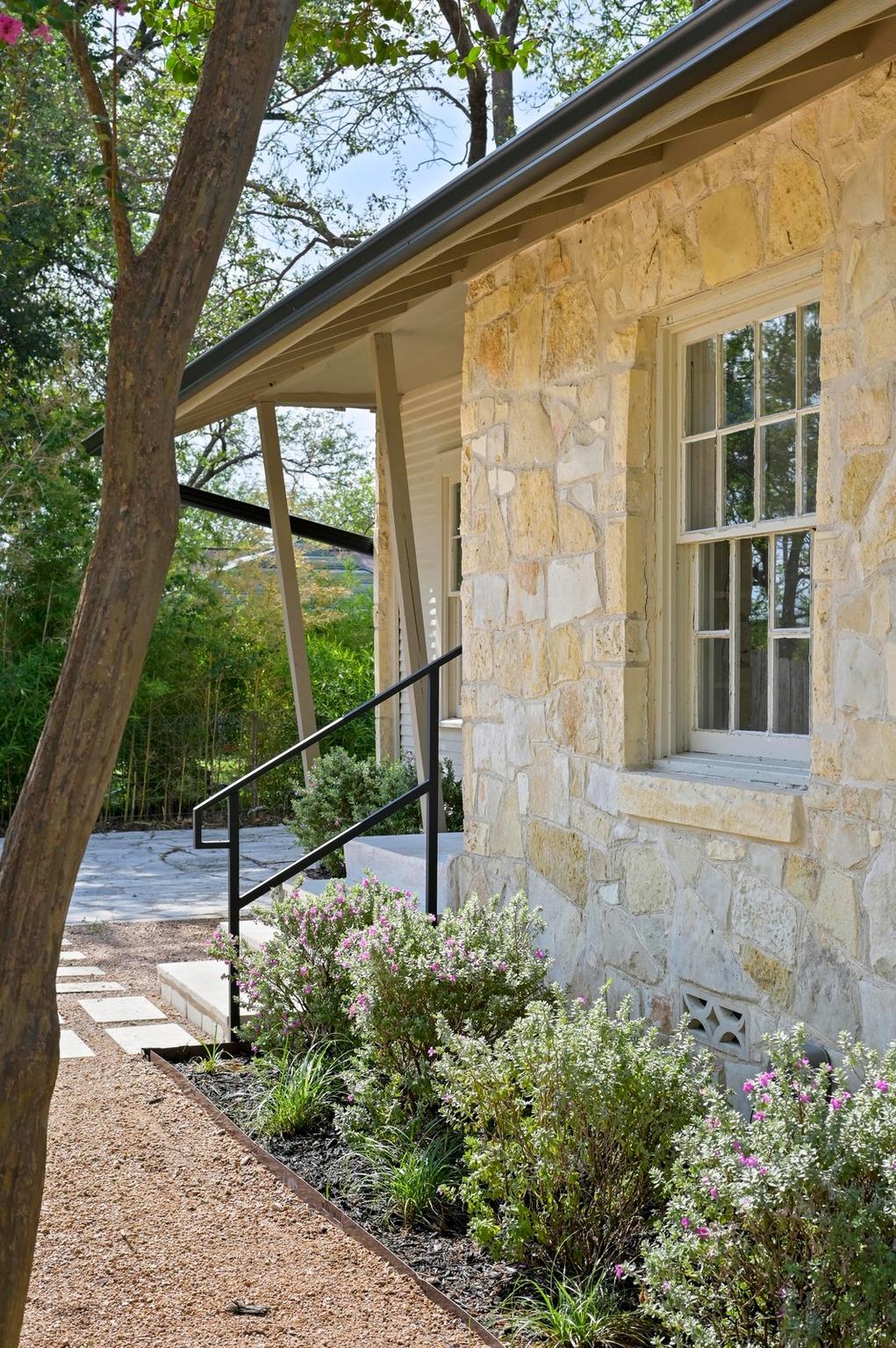 3501 Pecan Springs Rd Property Photo 8