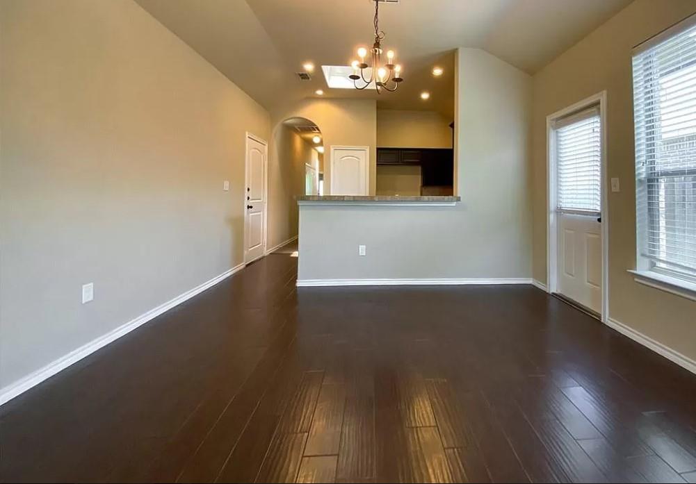 137 Creekside Villa Dr Property Photo 3
