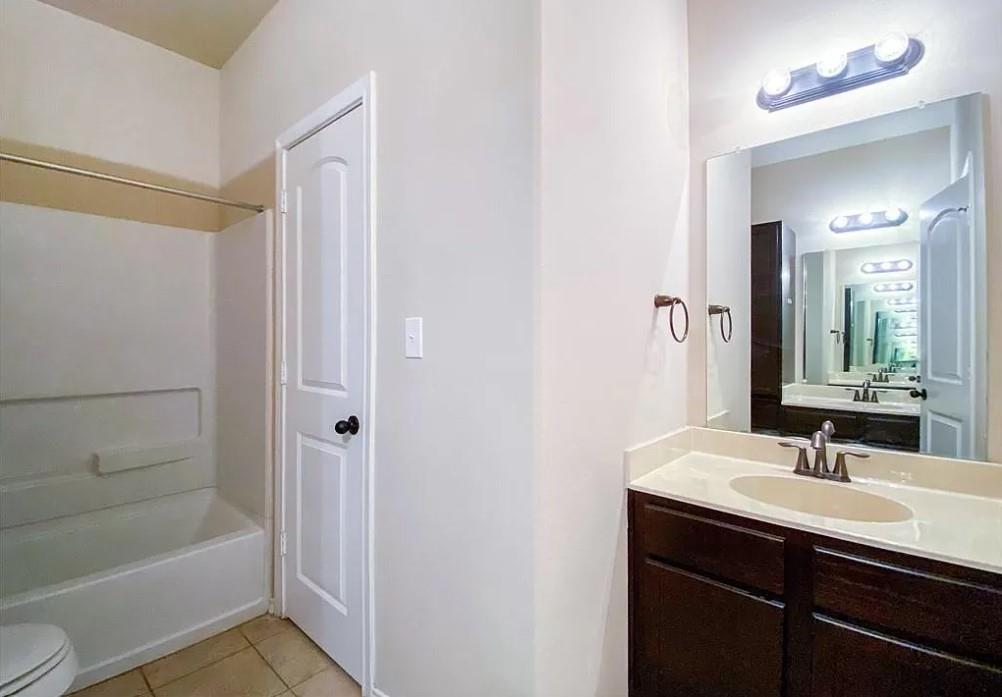 137 Creekside Villa Dr Property Photo 11