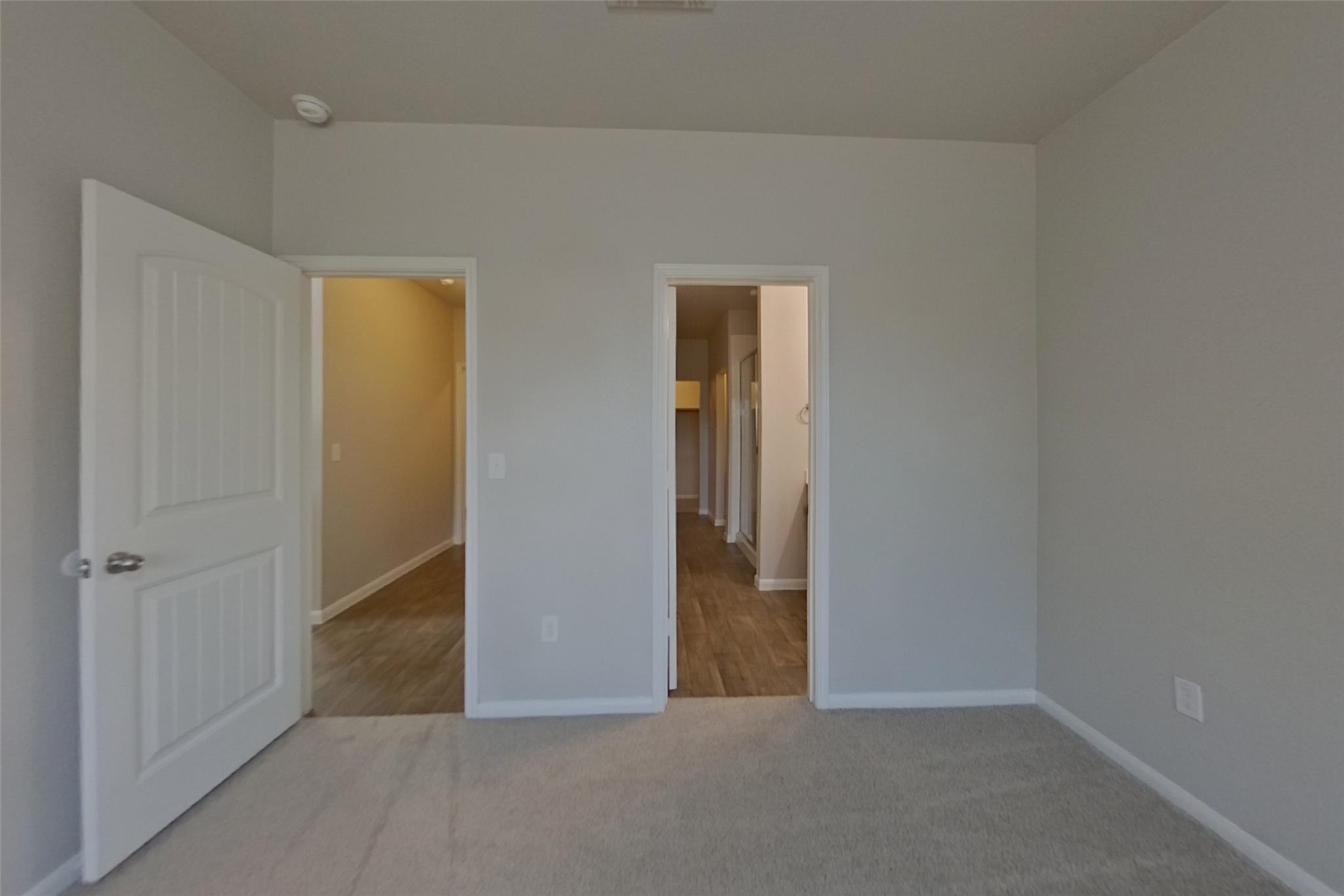 15012 Custis Ln Property Photo 6