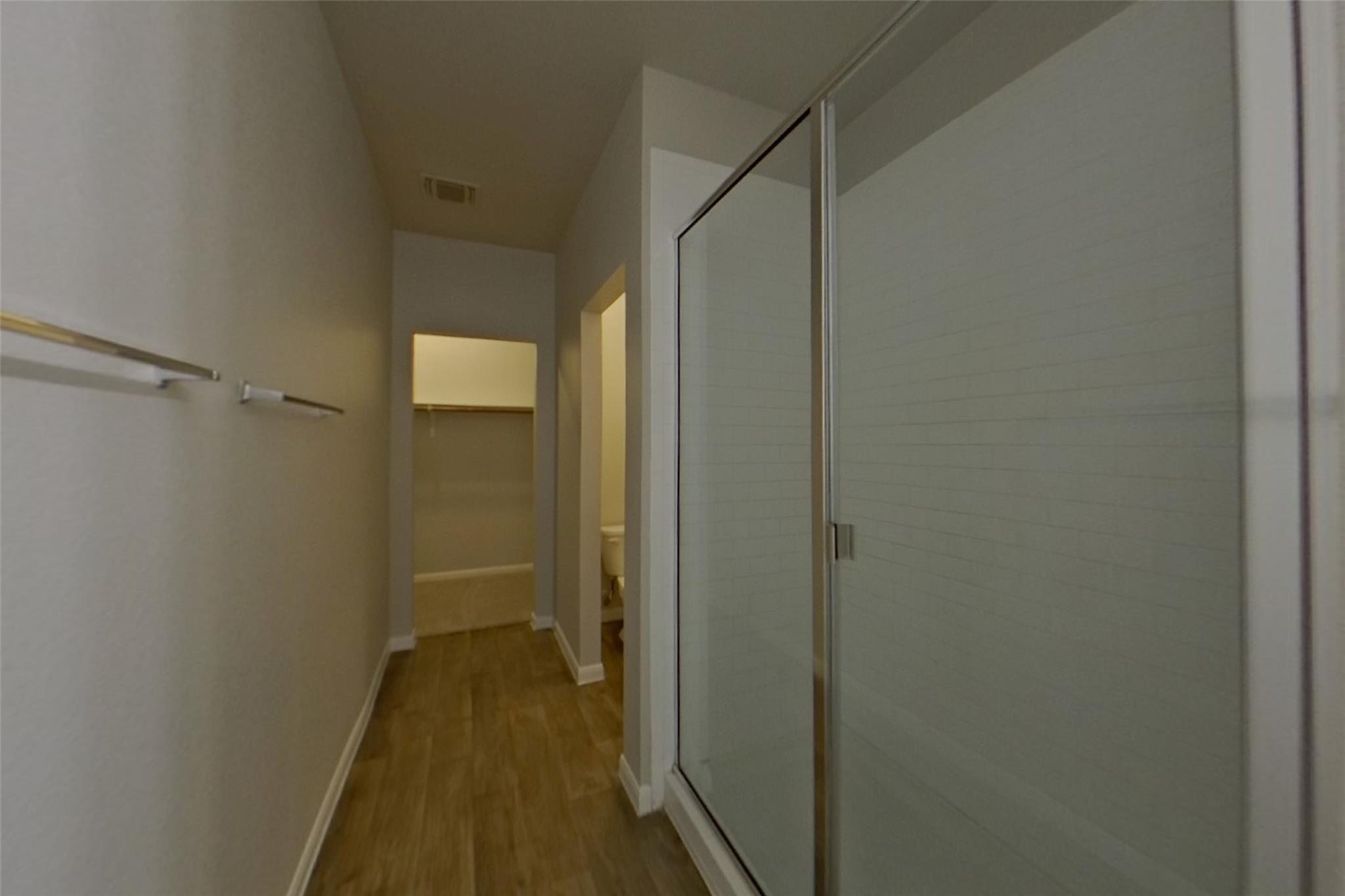 15012 Custis Ln Property Photo 9