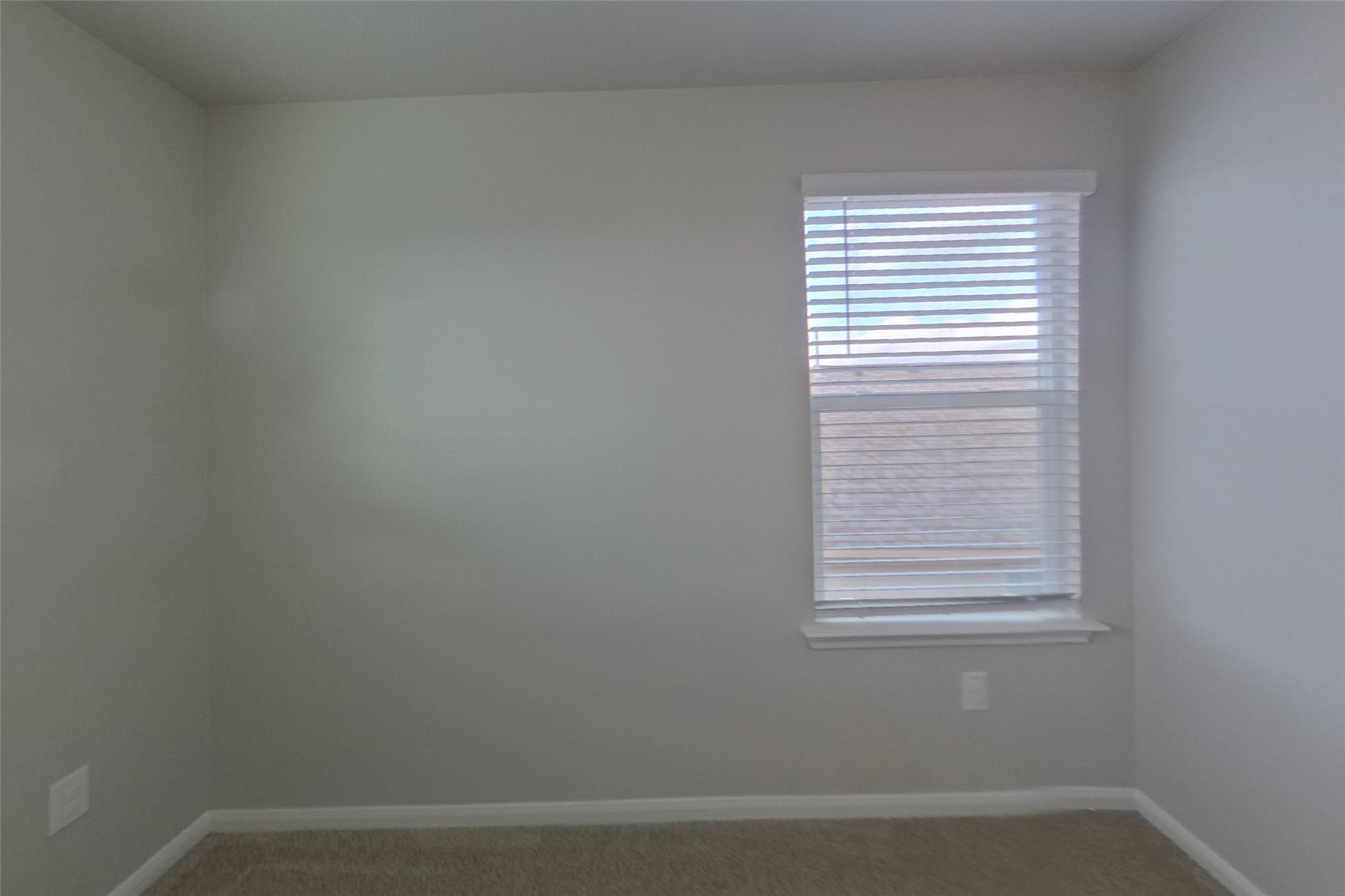 15012 Custis Ln Property Photo 11