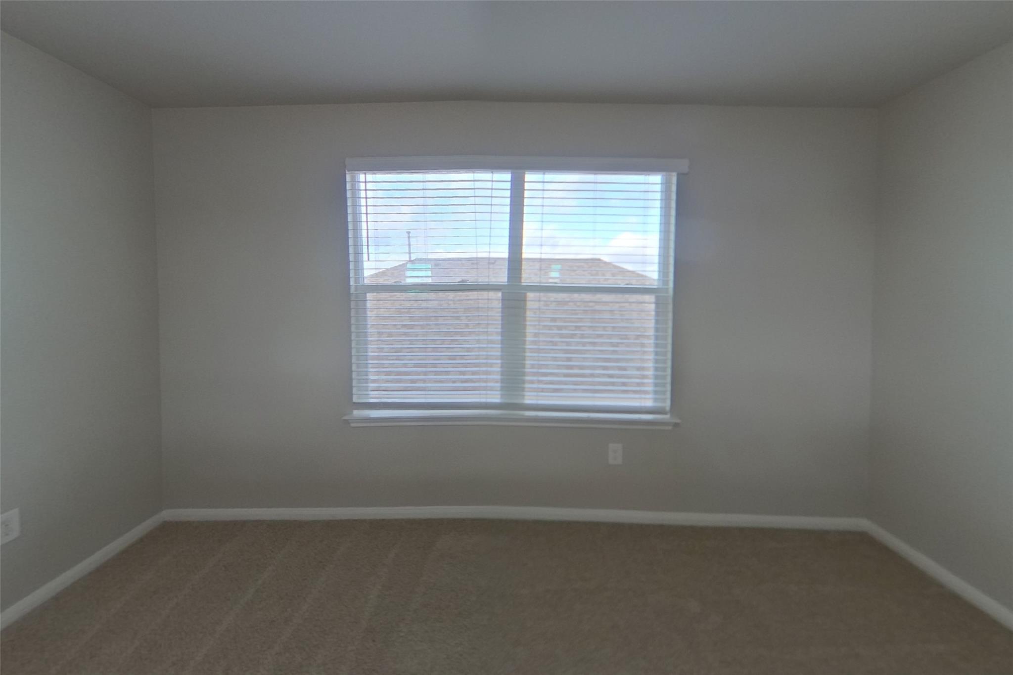 15012 Custis Ln Property Photo 15