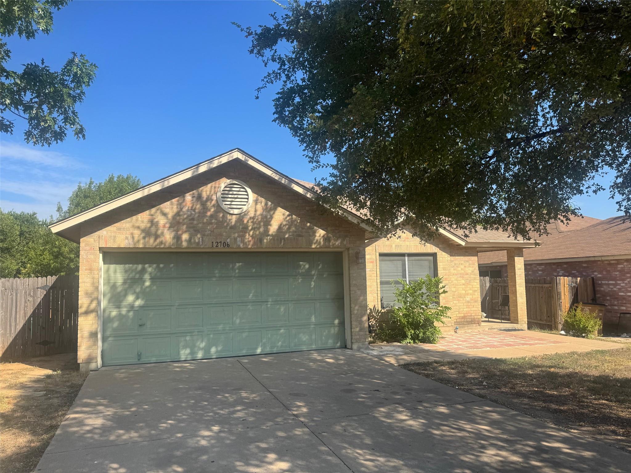 12706 Blaine Rd Property Photo