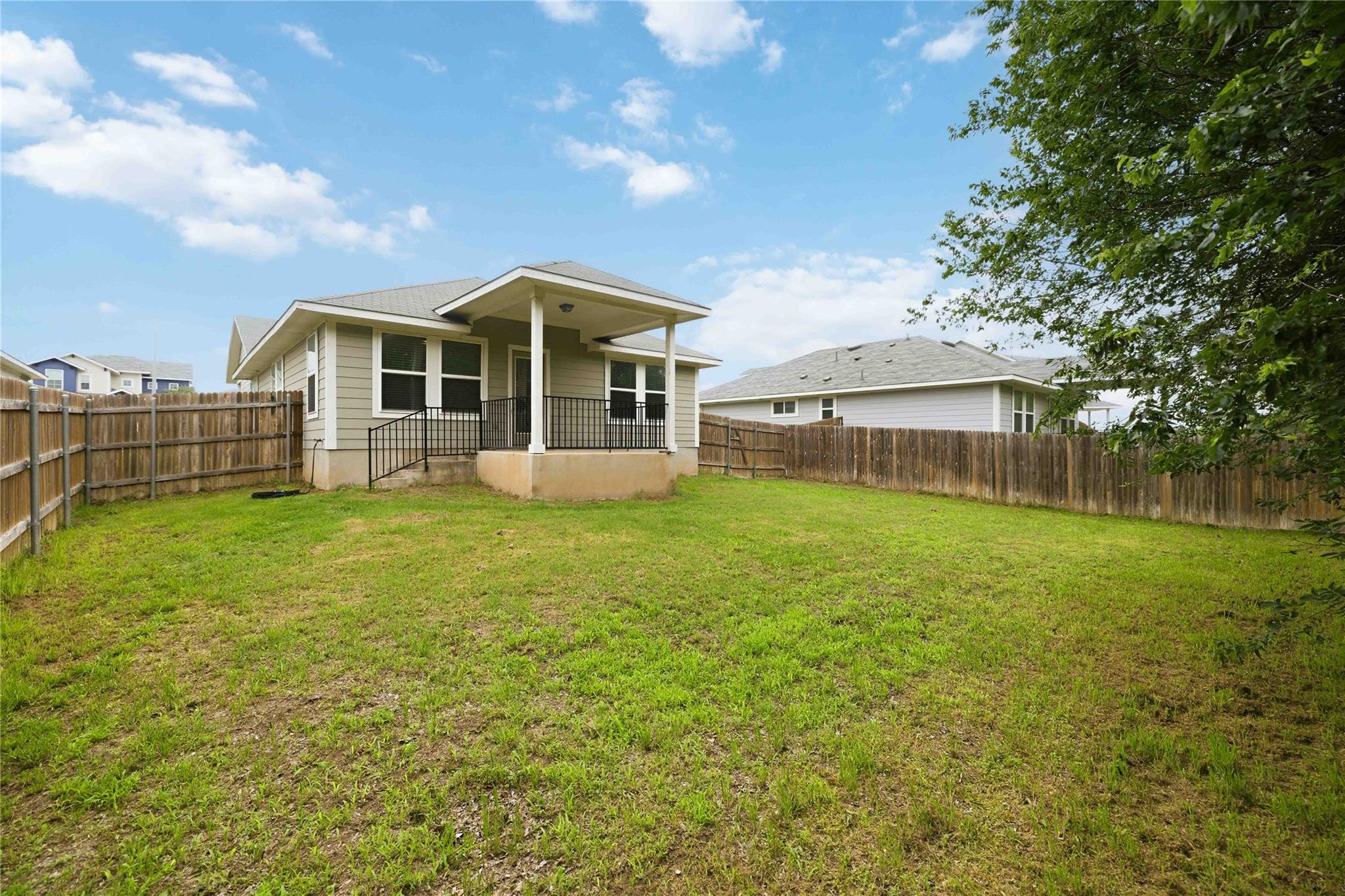 107 Saranac Dr Property Photo 16