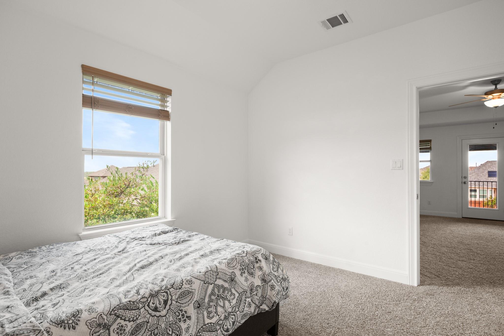 2817 Gatlin Cv Property Photo 32