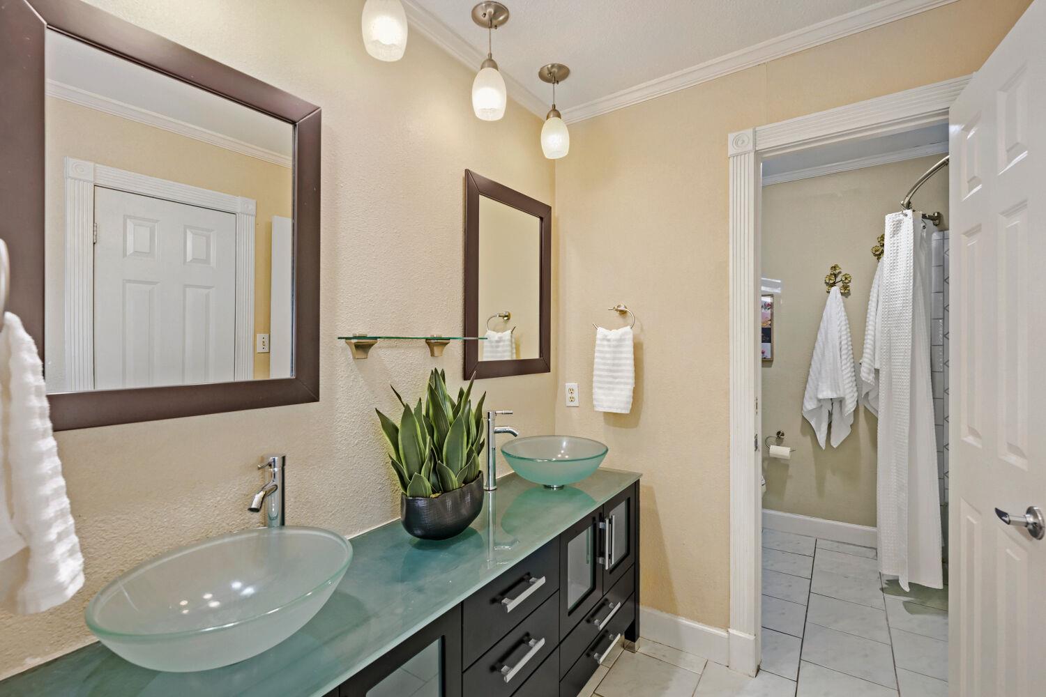 6109 Grass Holw Property Photo 12