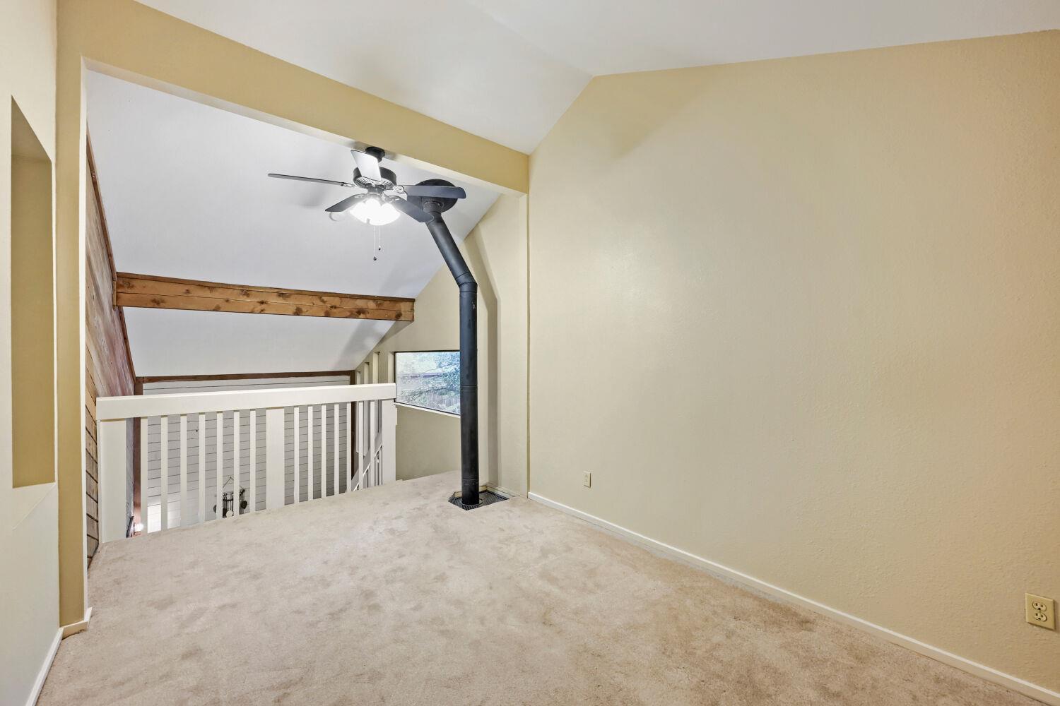 6109 Grass Holw Property Photo 19