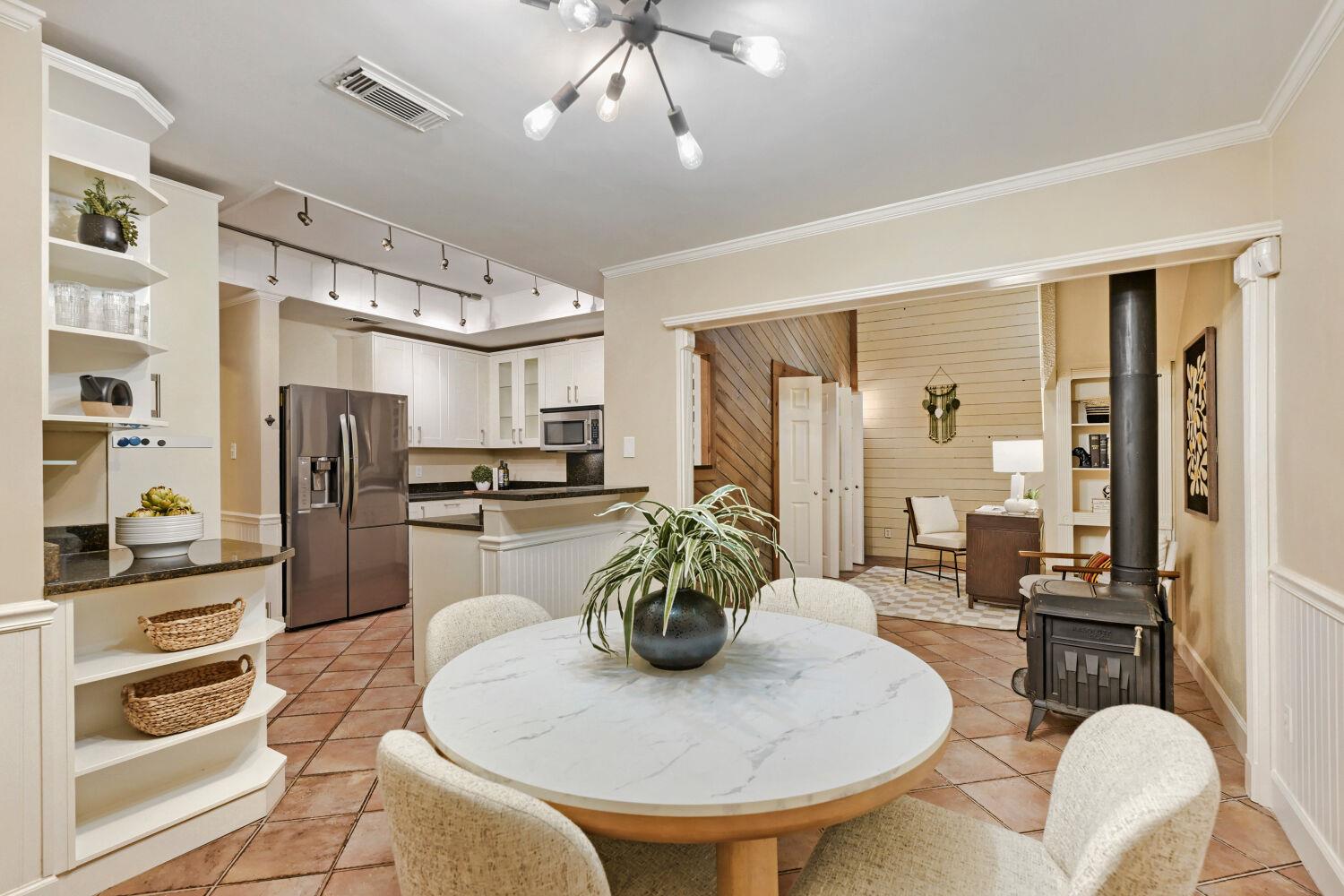 6109 Grass Holw Property Photo 21