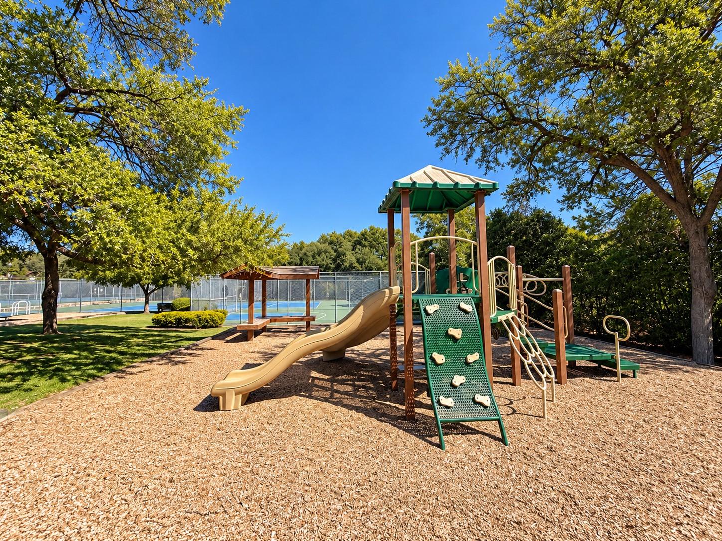 6109 Grass Holw Property Photo 28
