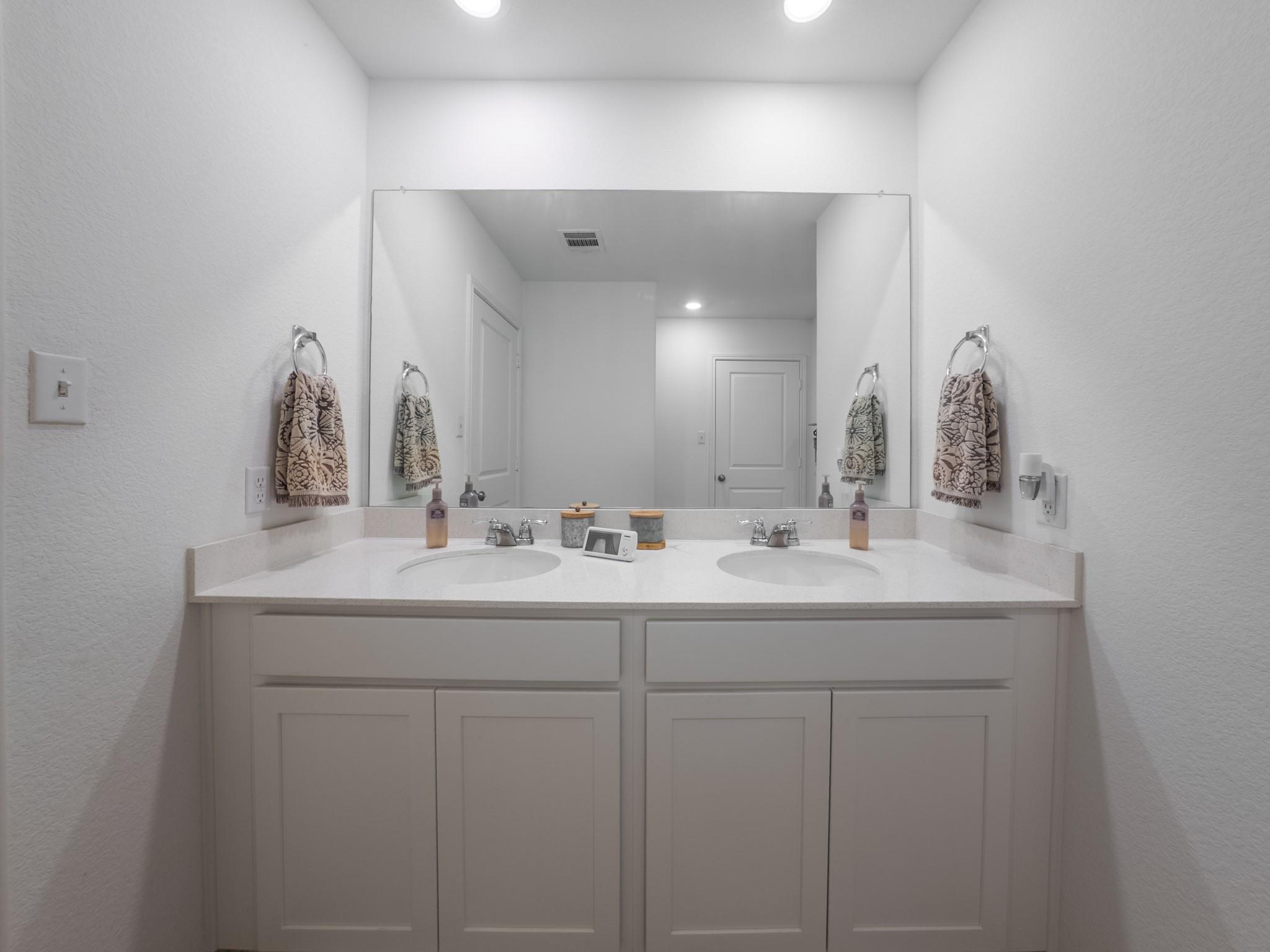 440 Sebring Cir Property Photo 14