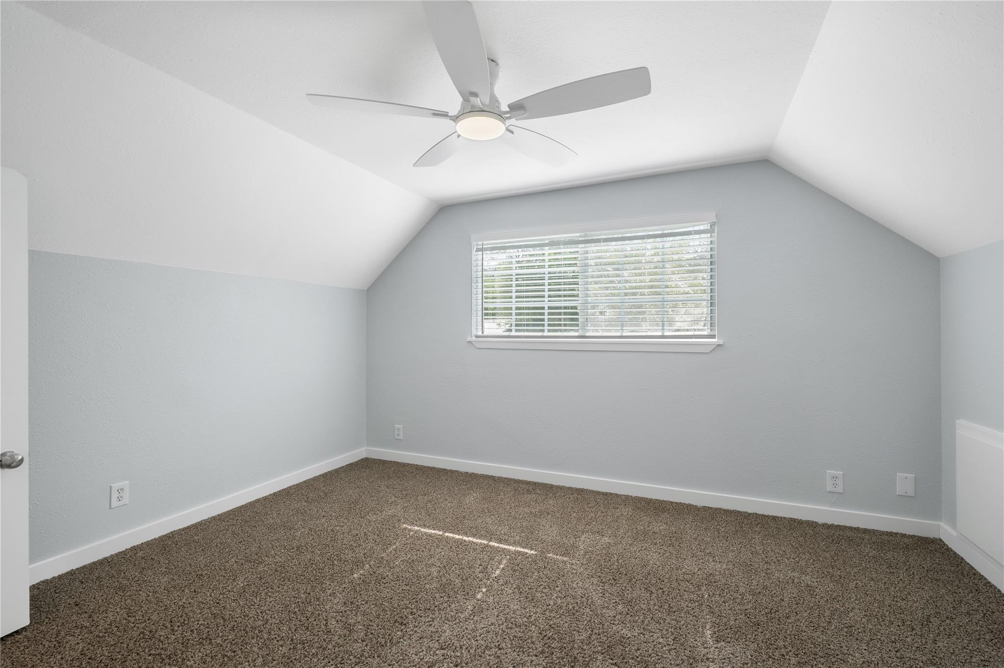 5504 Coventry Ln Property Photo 12