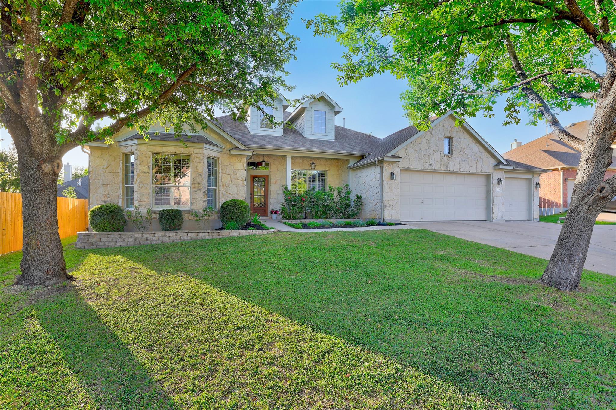 1218 Swenson Farms Blvd Property Photo 1