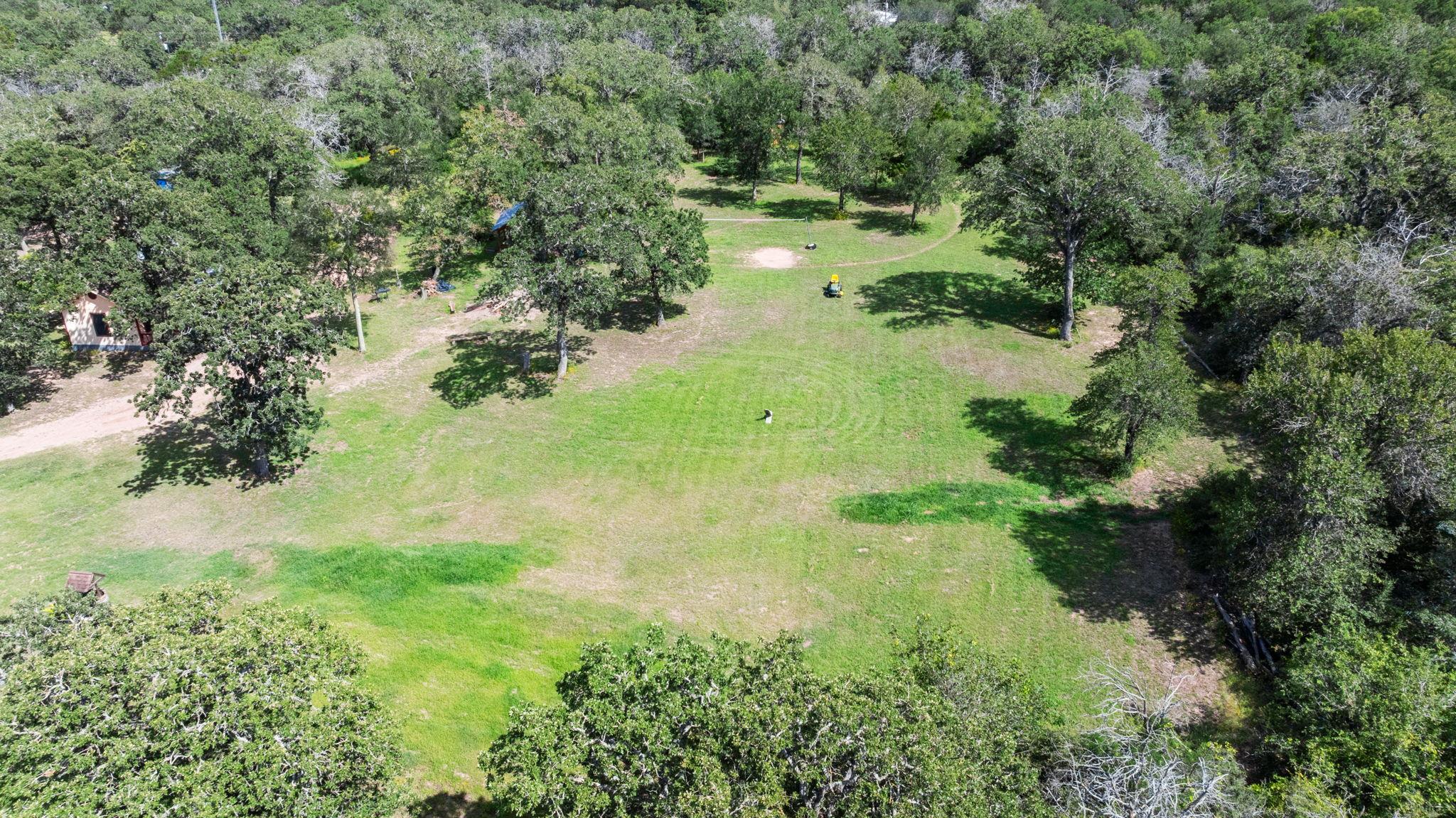 20311 Ed Acklin Rd Property Photo 4