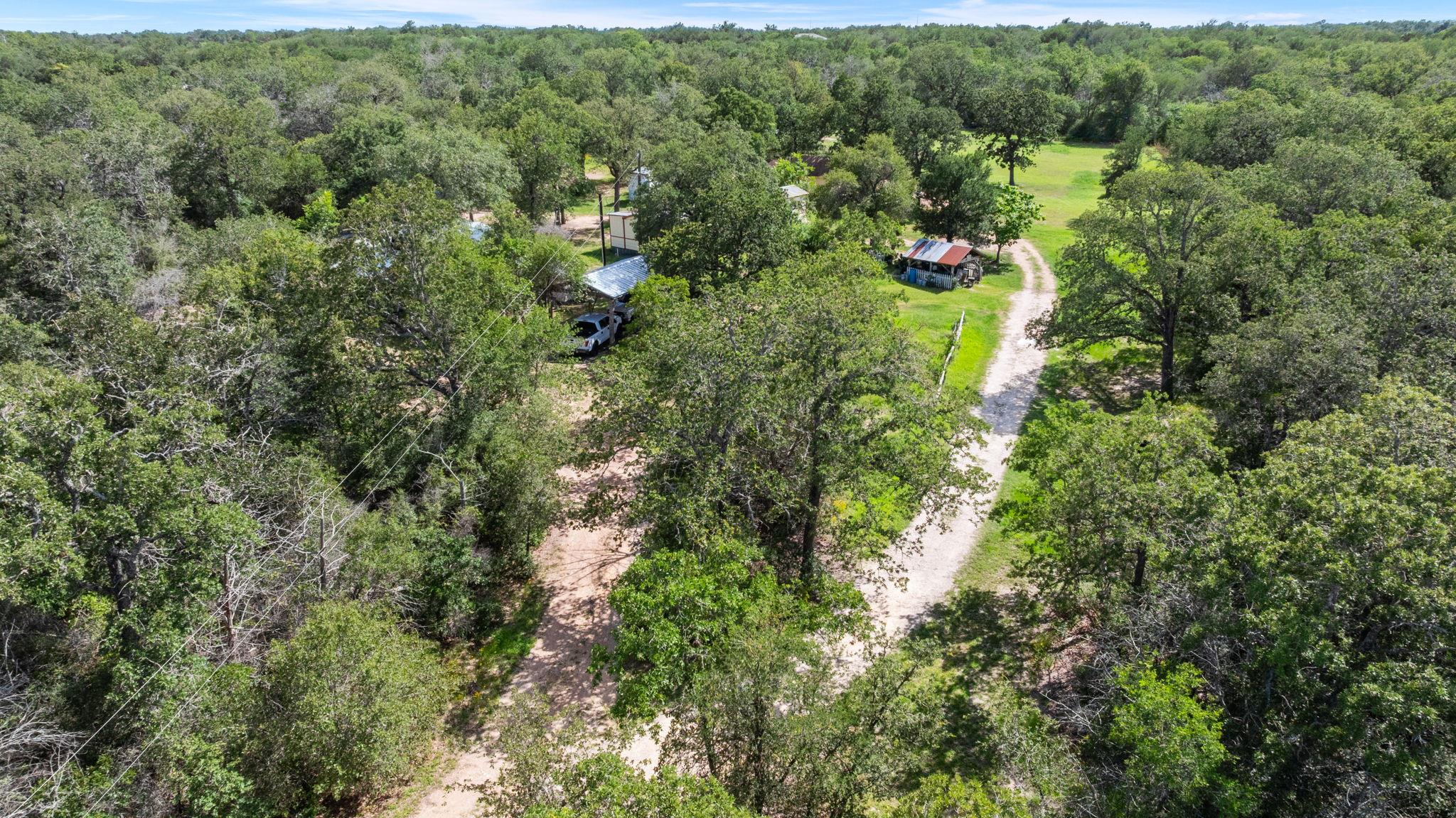 20311 Ed Acklin Rd Property Photo 5