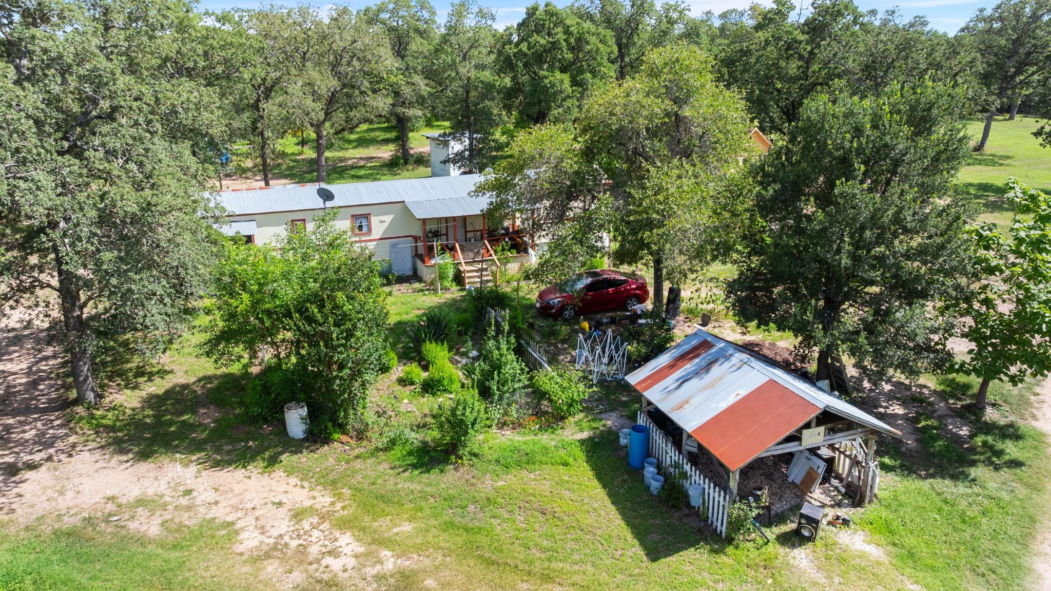 20311 Ed Acklin Rd Property Photo 16
