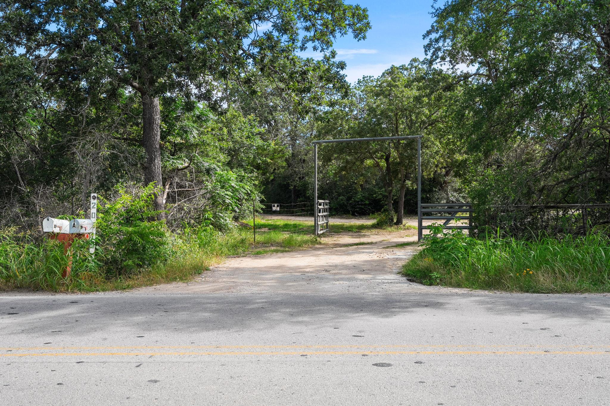20311 Ed Acklin Rd Property Photo 40