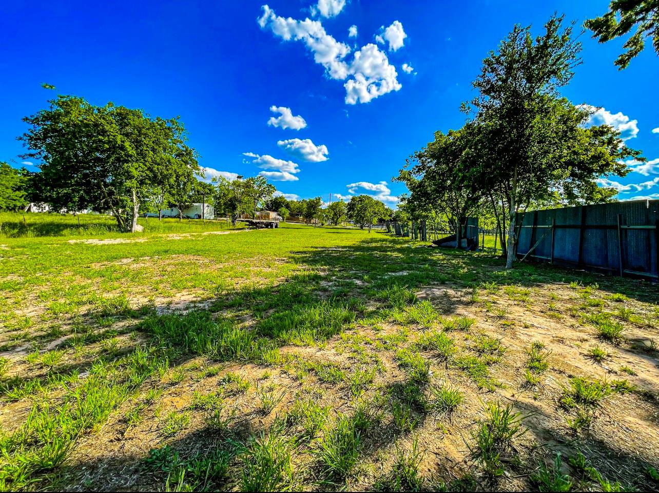 144 Old Bastrop Rd Property Photo 7