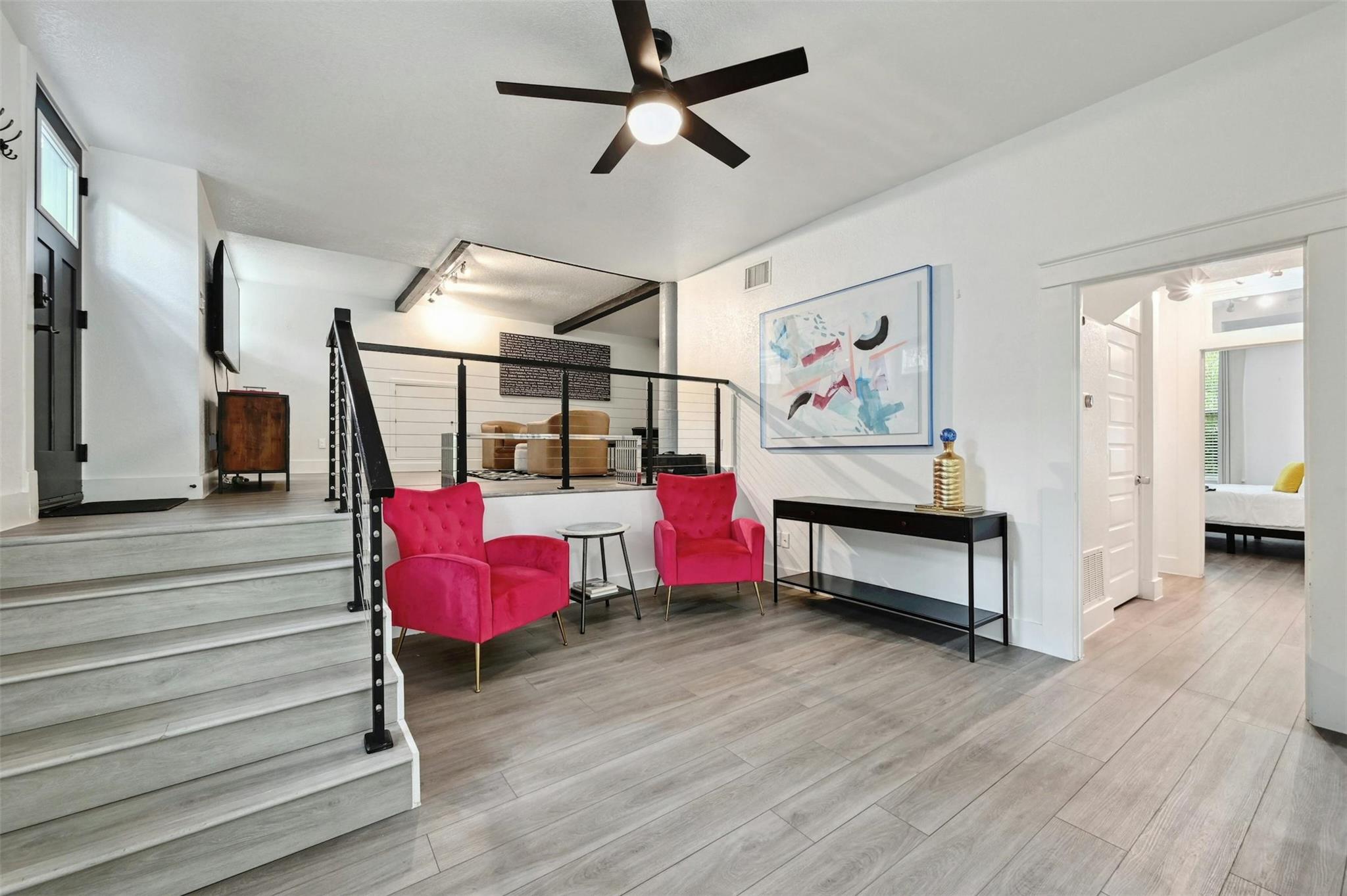 1301 Newning Ave #b Property Photo 3