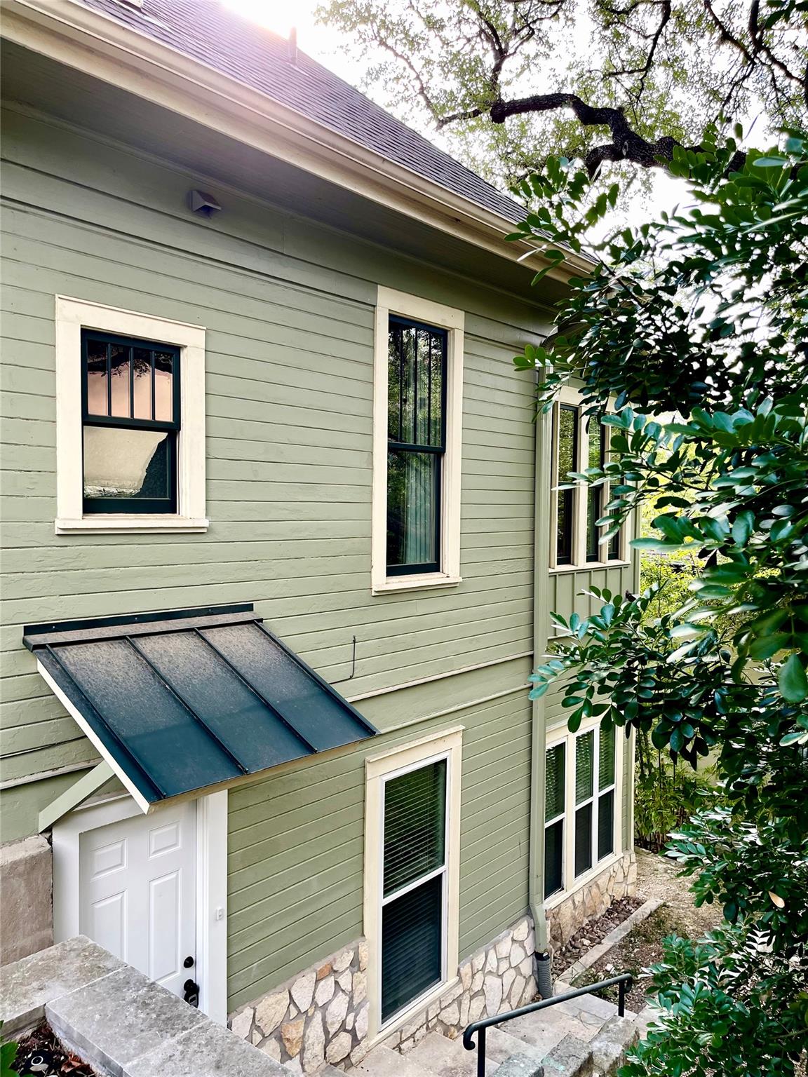 1301 Newning Ave #b Property Photo 22