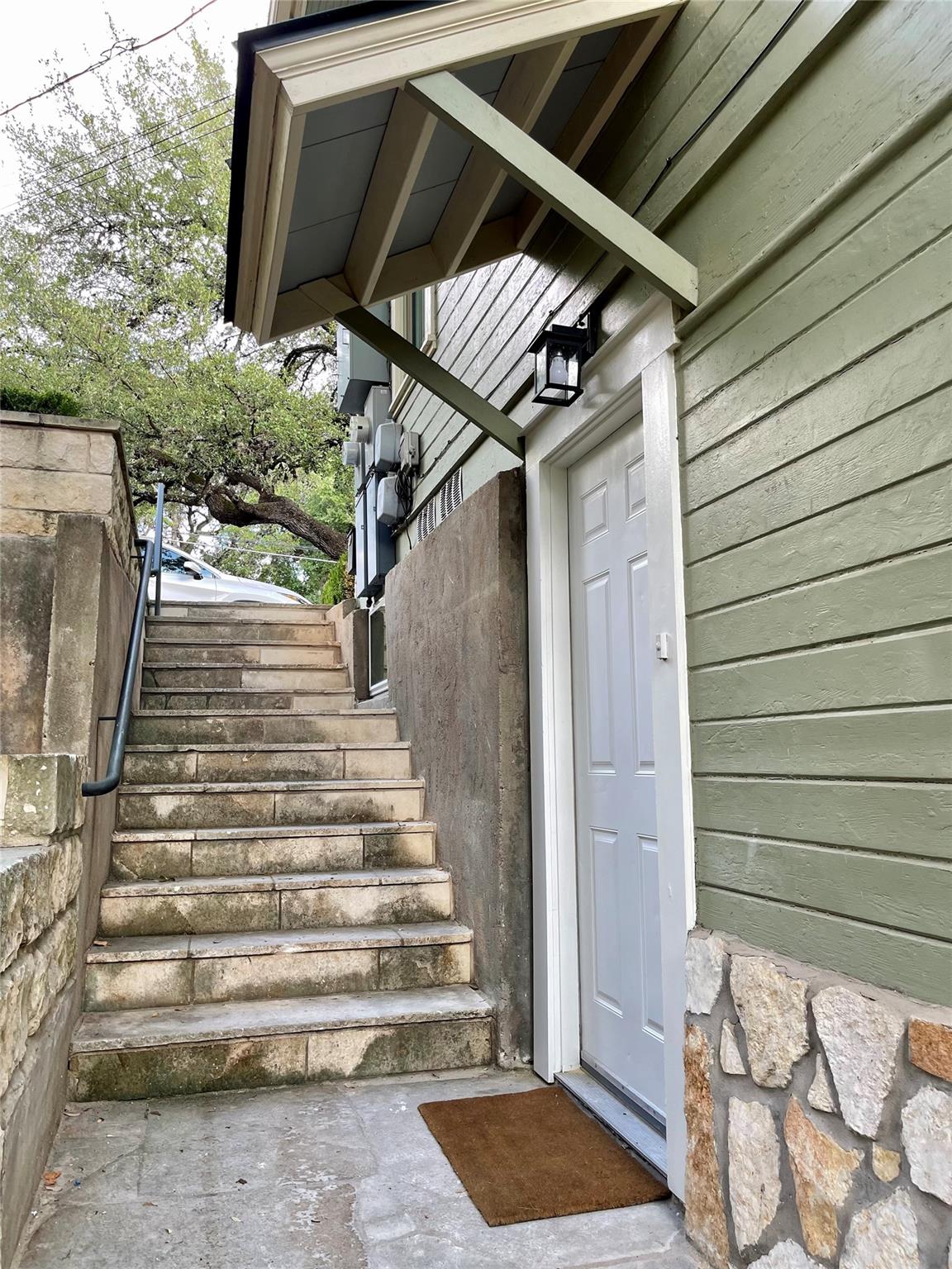 1301 Newning Ave #b Property Photo 23
