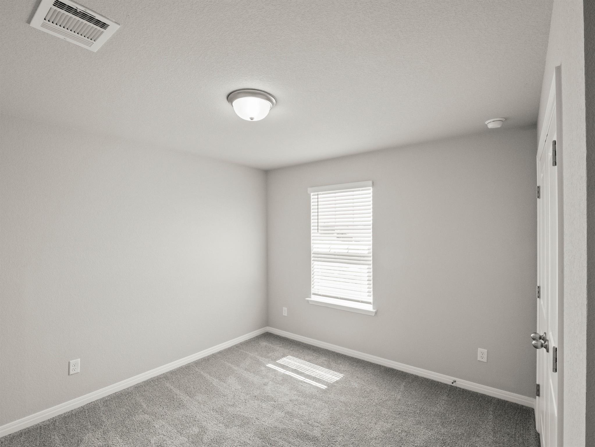121 Greenway Ln Property Photo 8