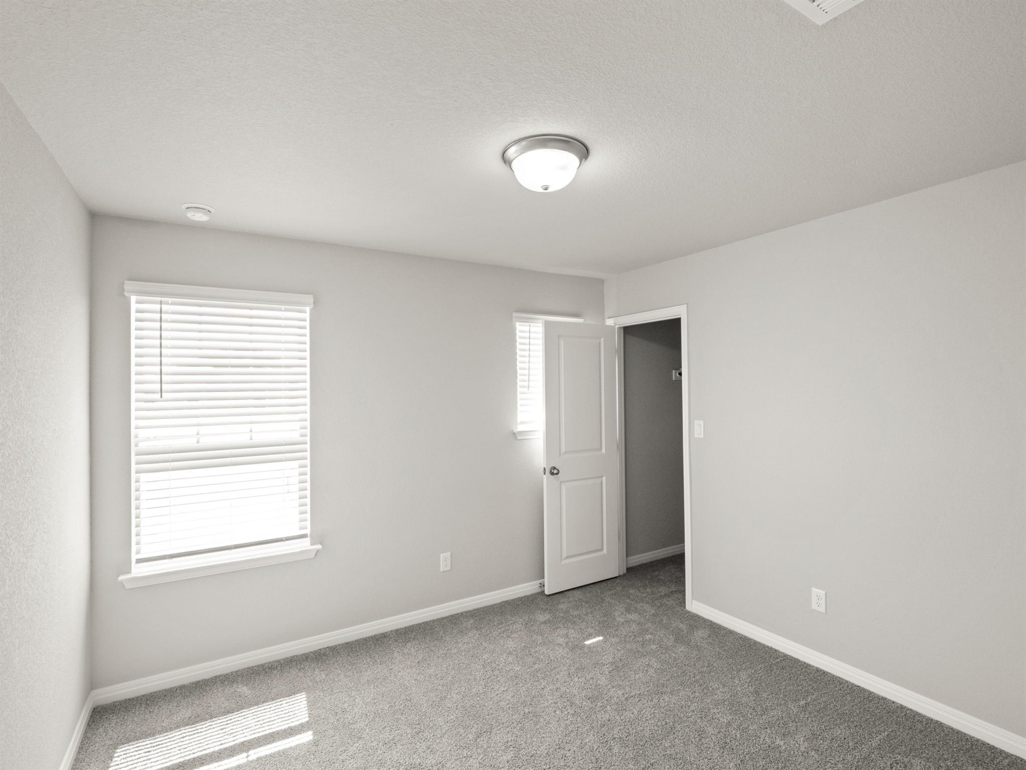 121 Greenway Ln Property Photo 9