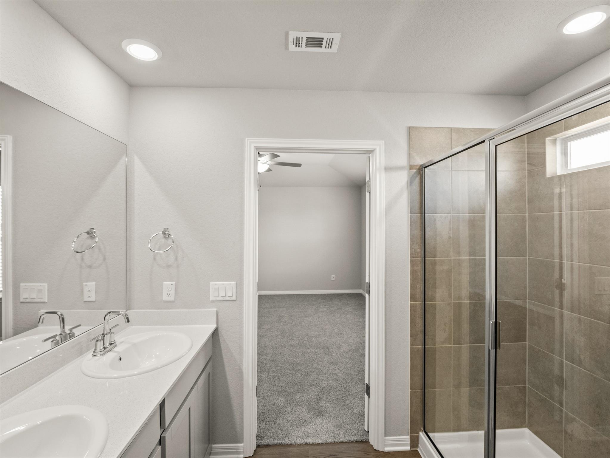 121 Greenway Ln Property Photo 11