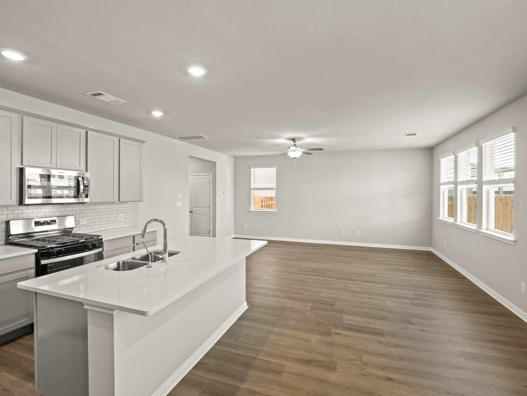121 Greenway Ln Property Photo 12