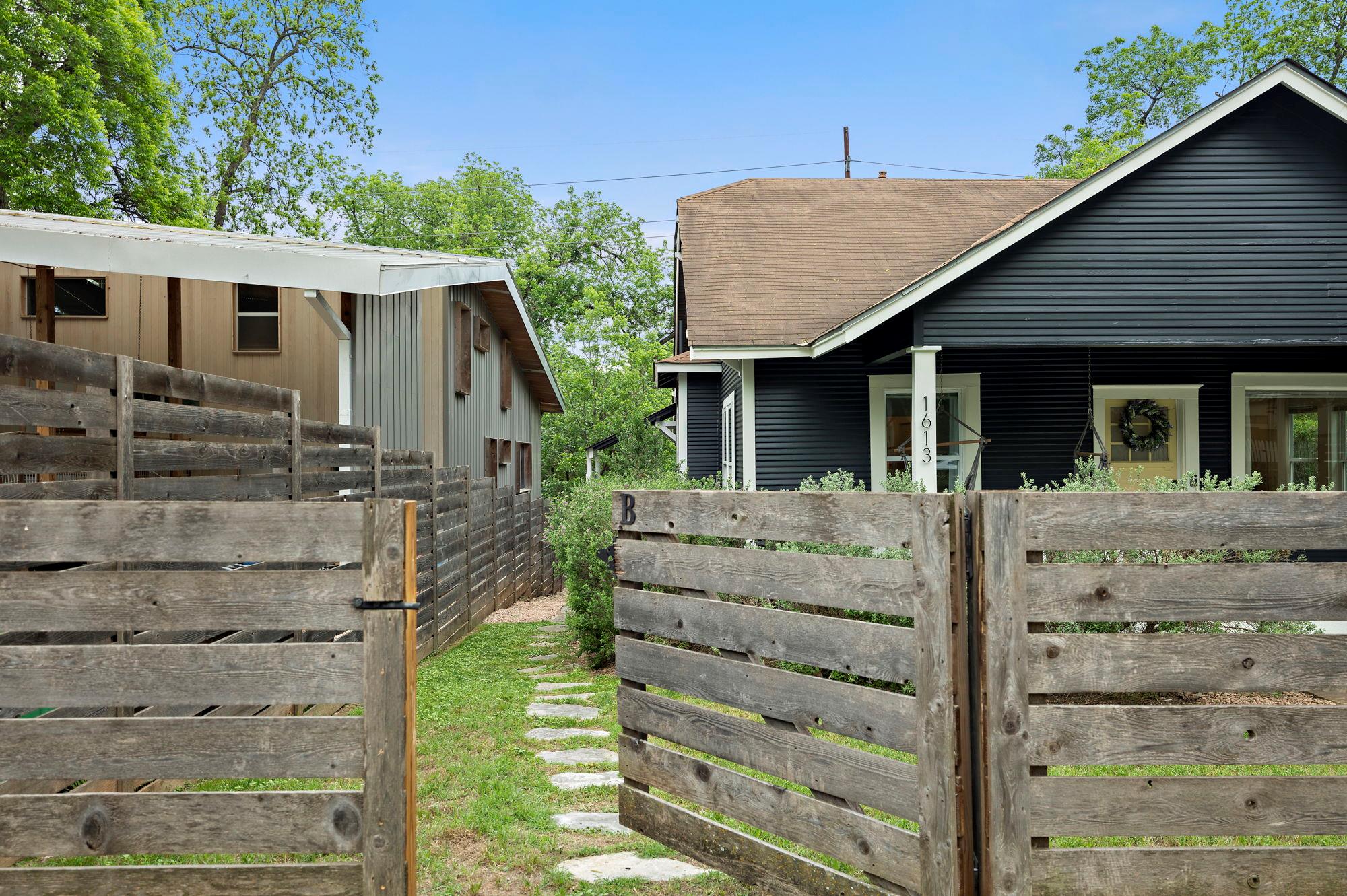 1613 Garden Street A And #b Property Photo 19
