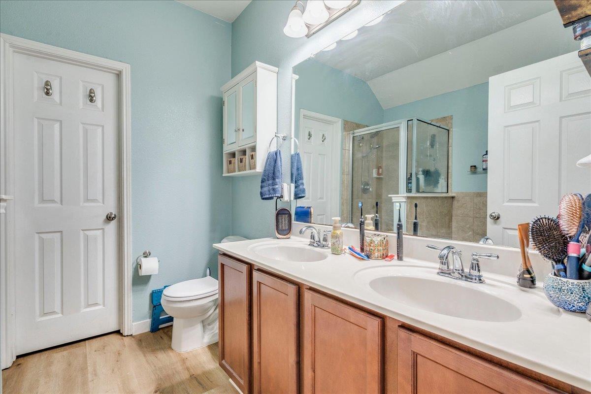 1054 Clark Brothers Dr Property Photo 14