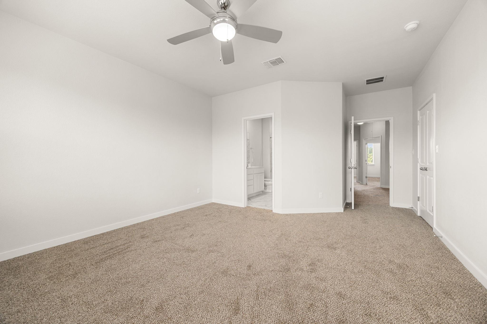 605 W South St #332 Property Photo 20