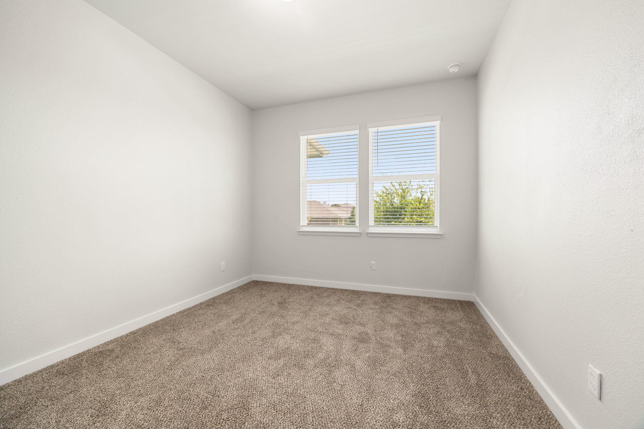 605 W South St #332 Property Photo 26