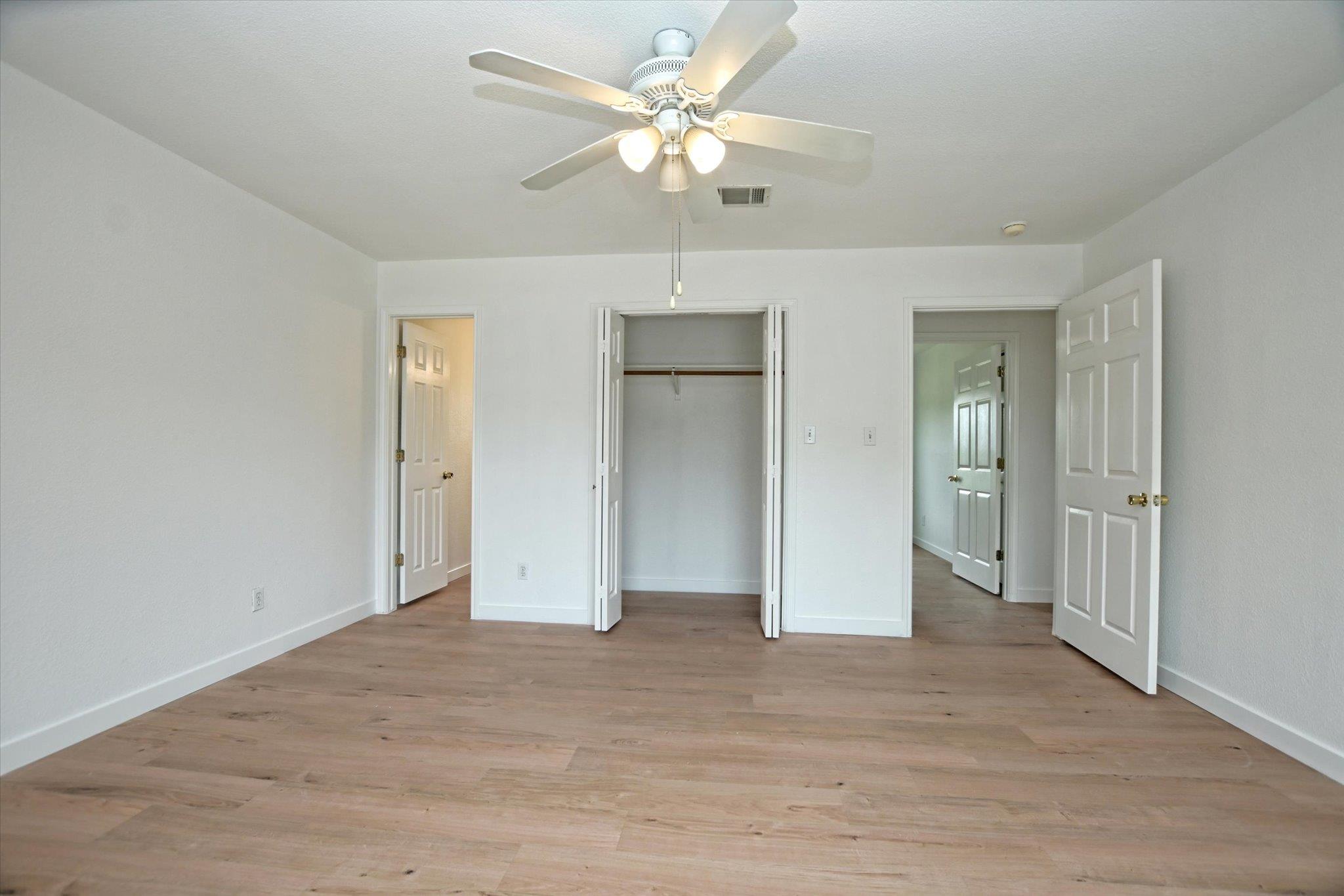 716 Honeysuckle Dr Property Photo 11