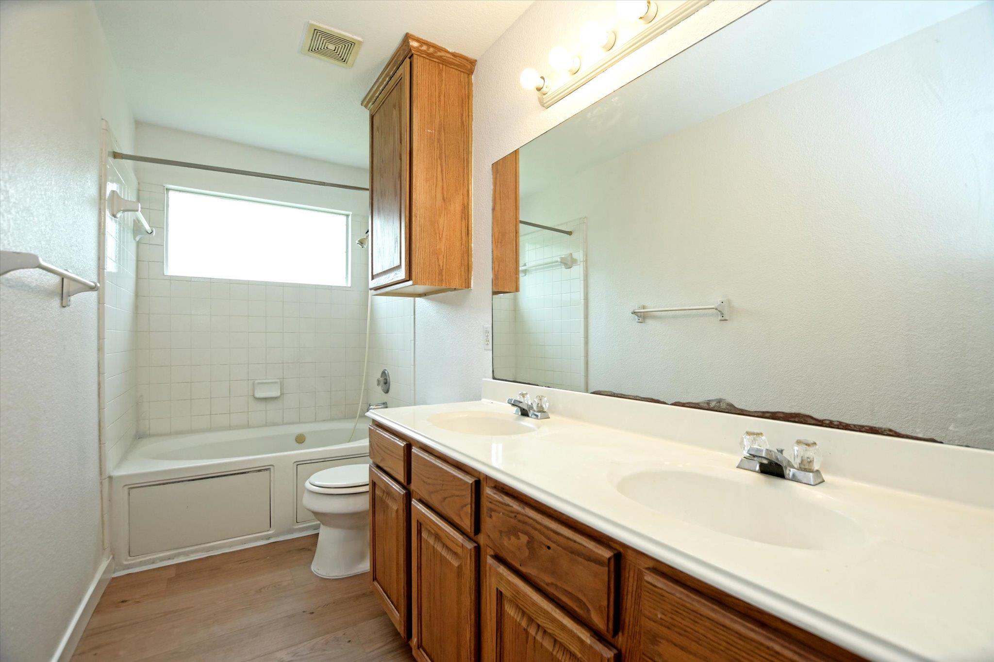 716 Honeysuckle Dr Property Photo 12