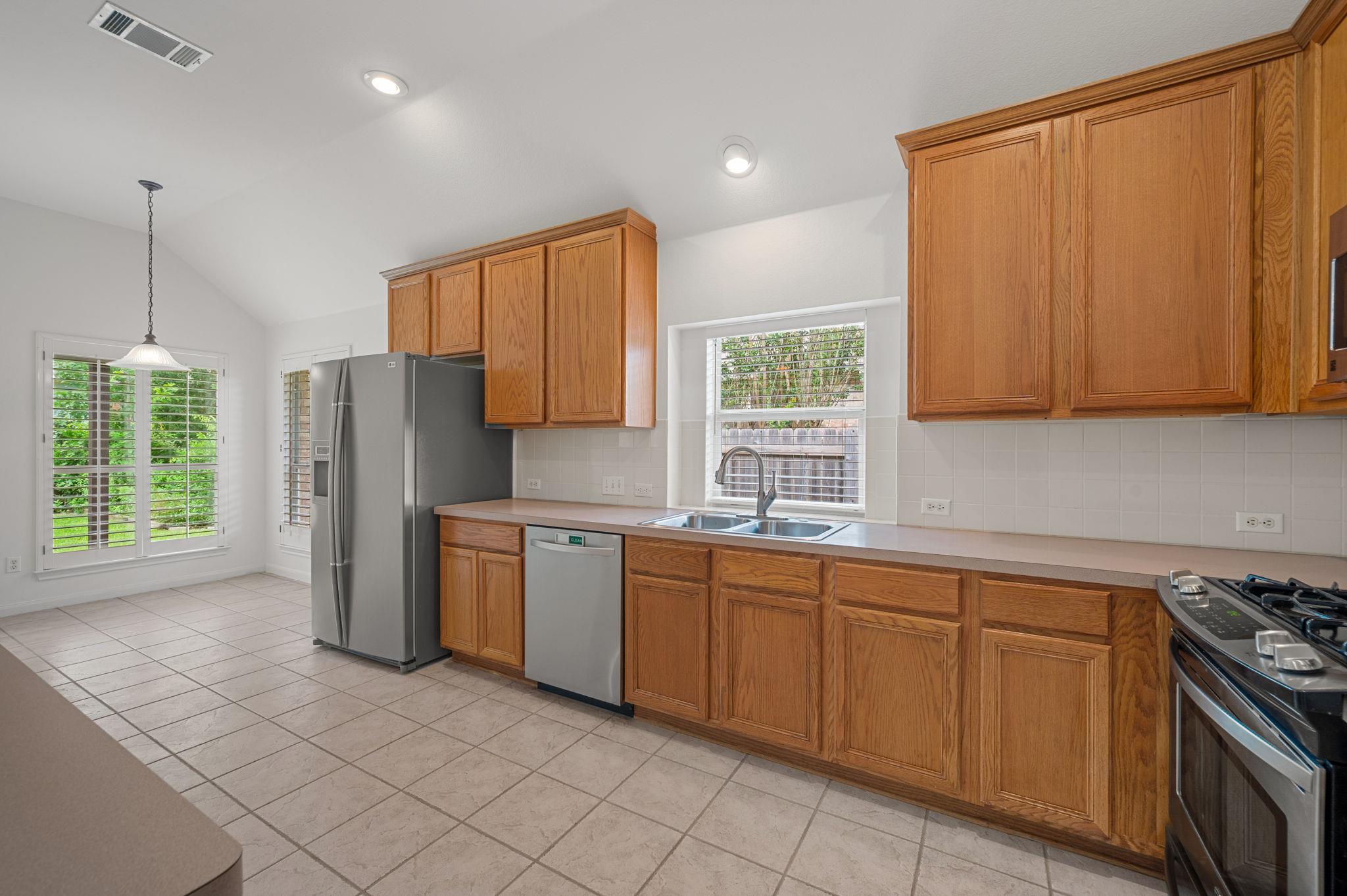 9201 La Siesta Bnd Property Photo 13