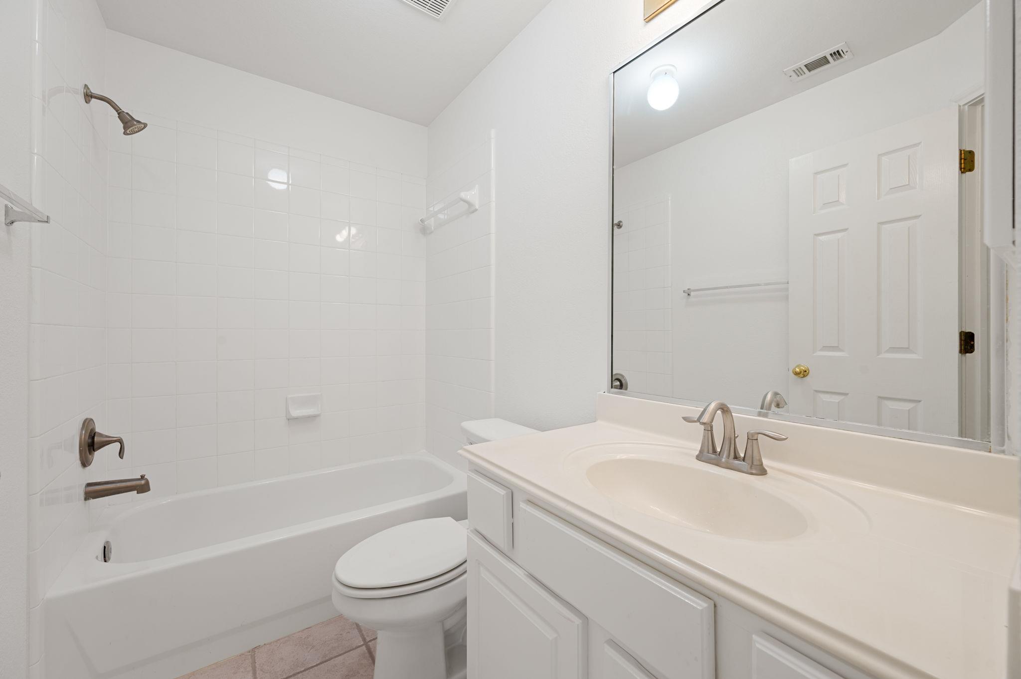 9201 La Siesta Bnd Property Photo 31