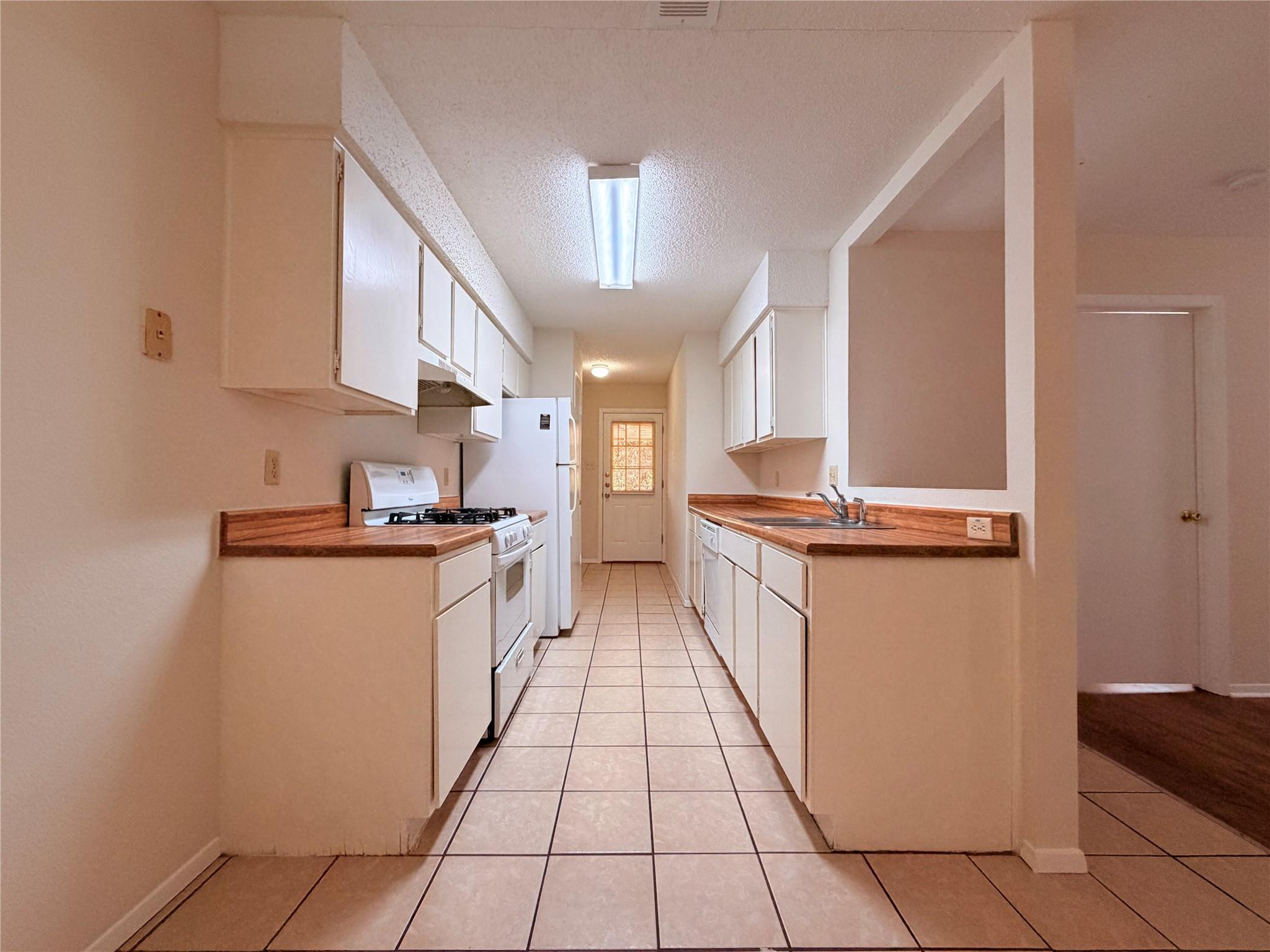 2301 Whitlow Cv Property Photo 11