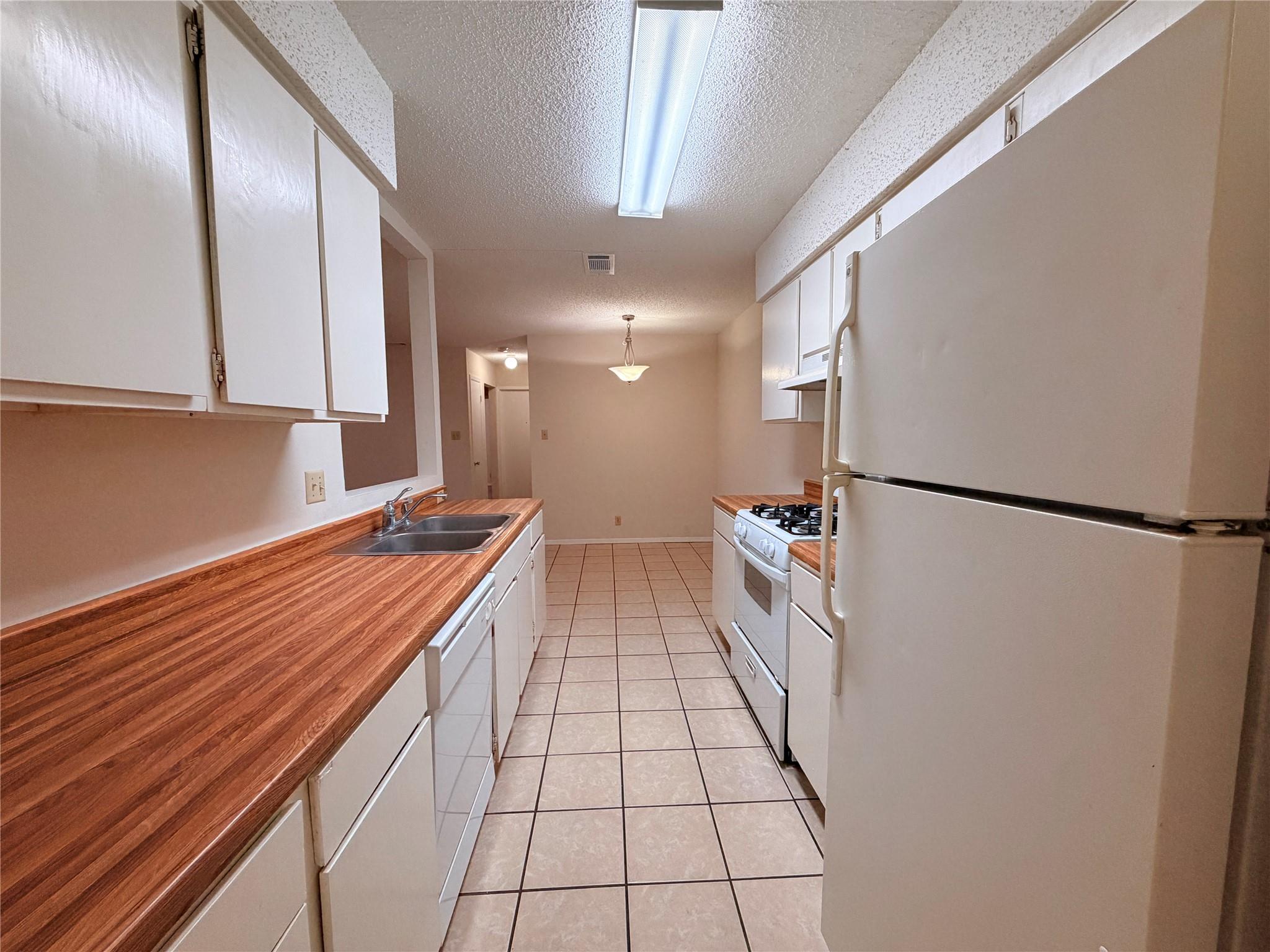 2301 Whitlow Cv Property Photo 14