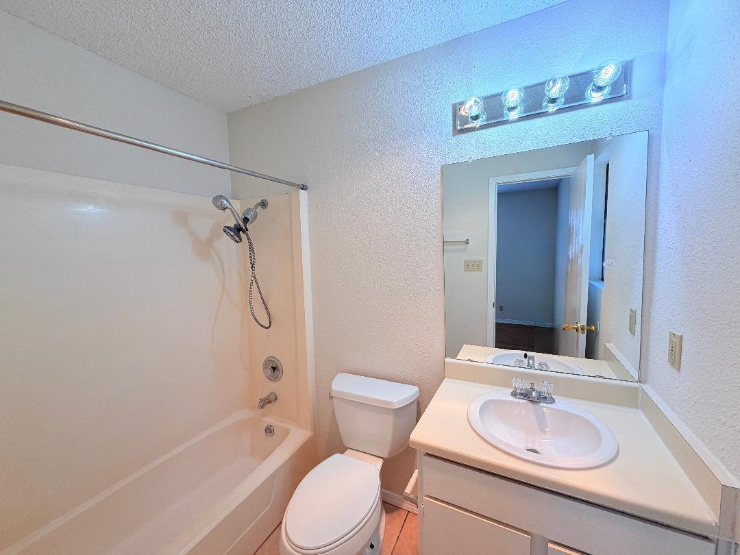 2301 Whitlow Cv Property Photo 20