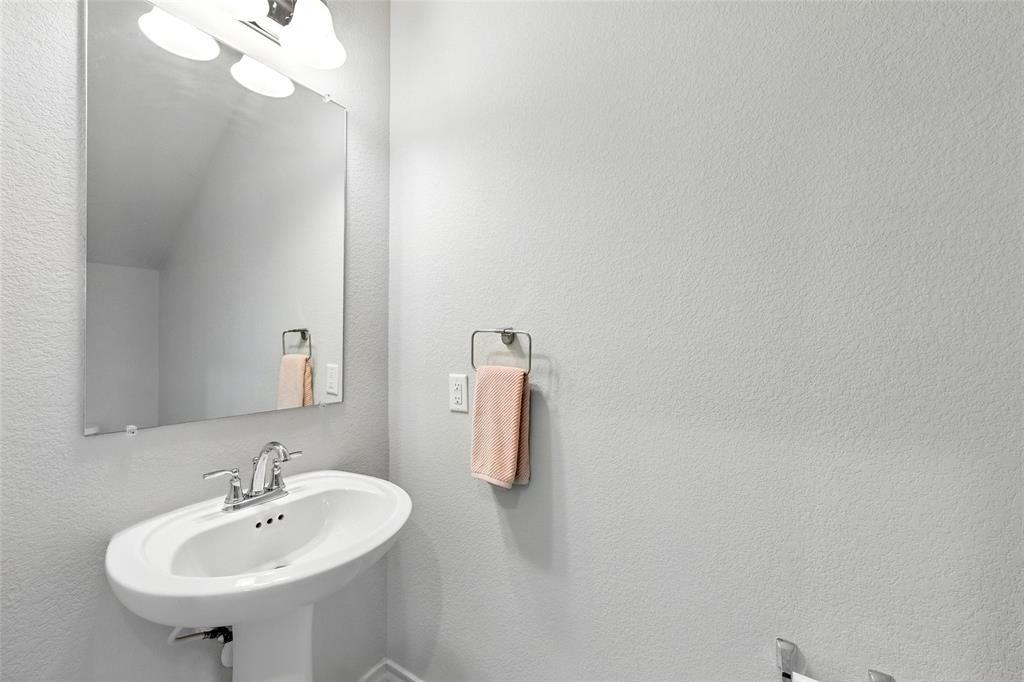 11921 Cimaizon Dr Property Photo 9