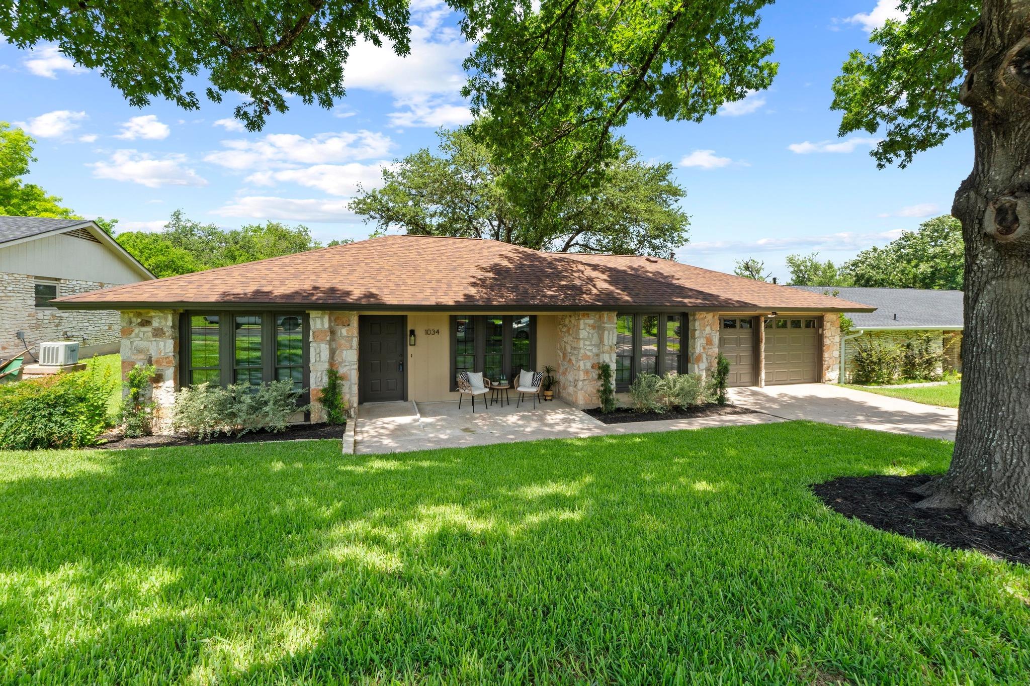 1034 Wisteria Trl Property Photo 1