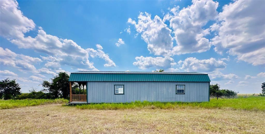6985 County Road 200 Rd Property Photo 15