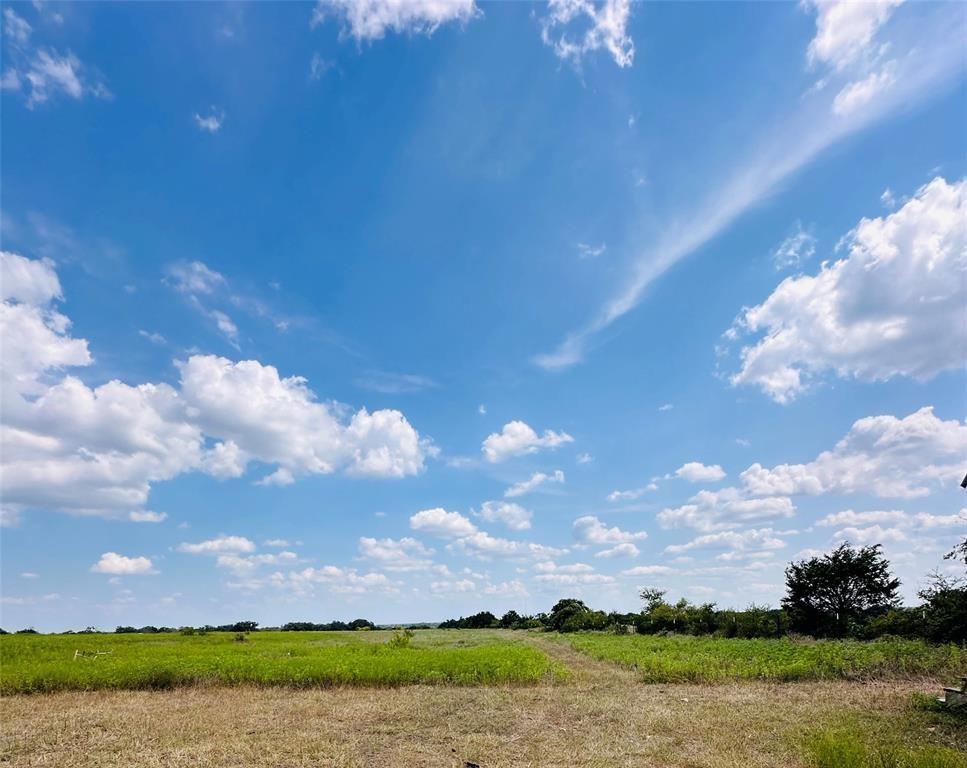 6985 County Road 200 Rd Property Photo 17