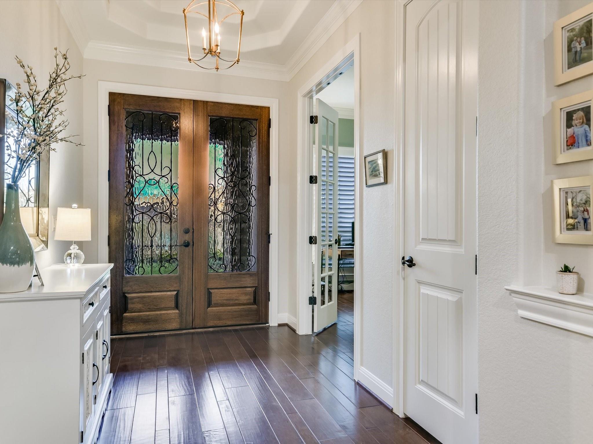2512 Ionian Cv Property Photo 6