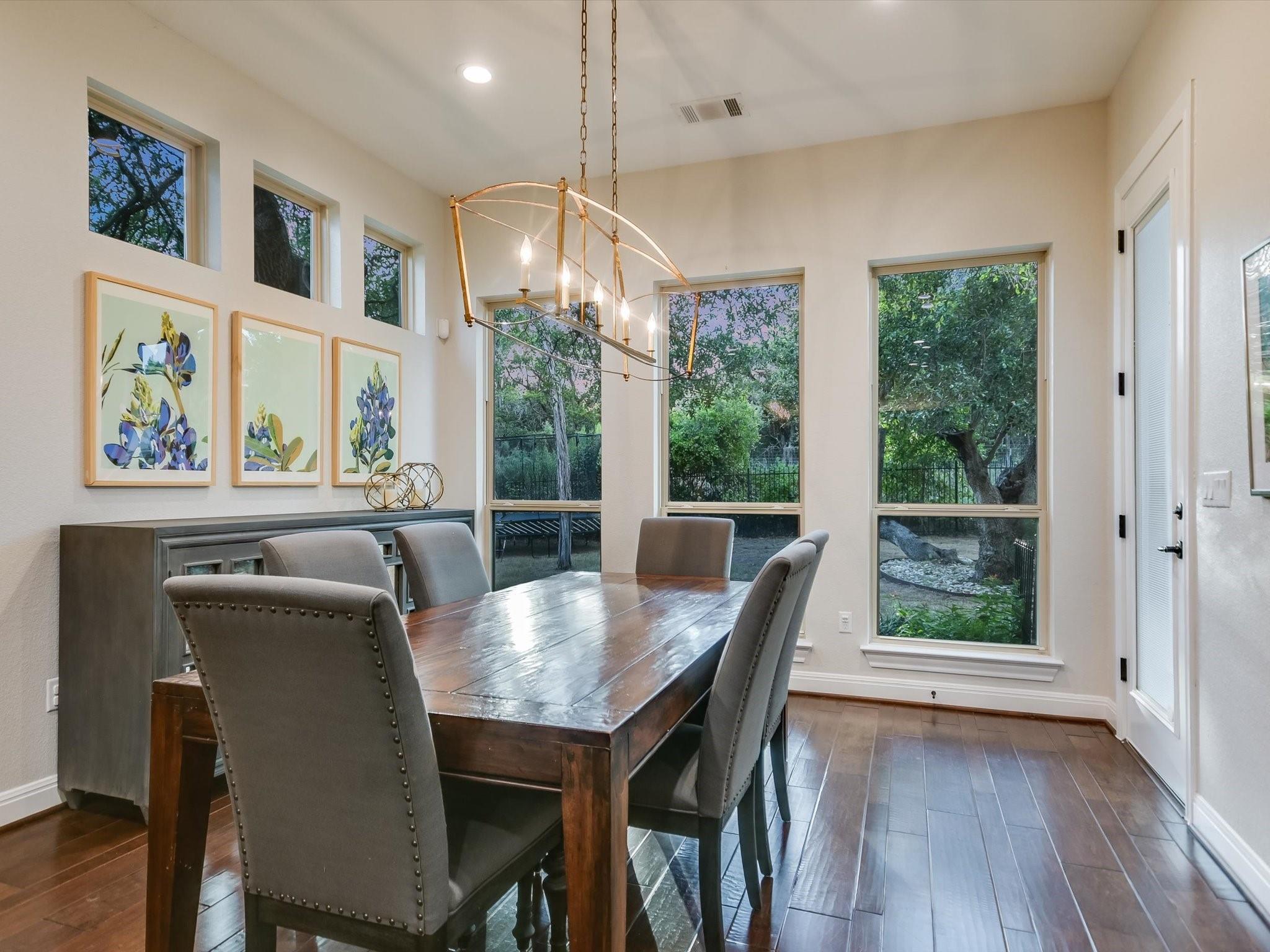 2512 Ionian Cv Property Photo 14